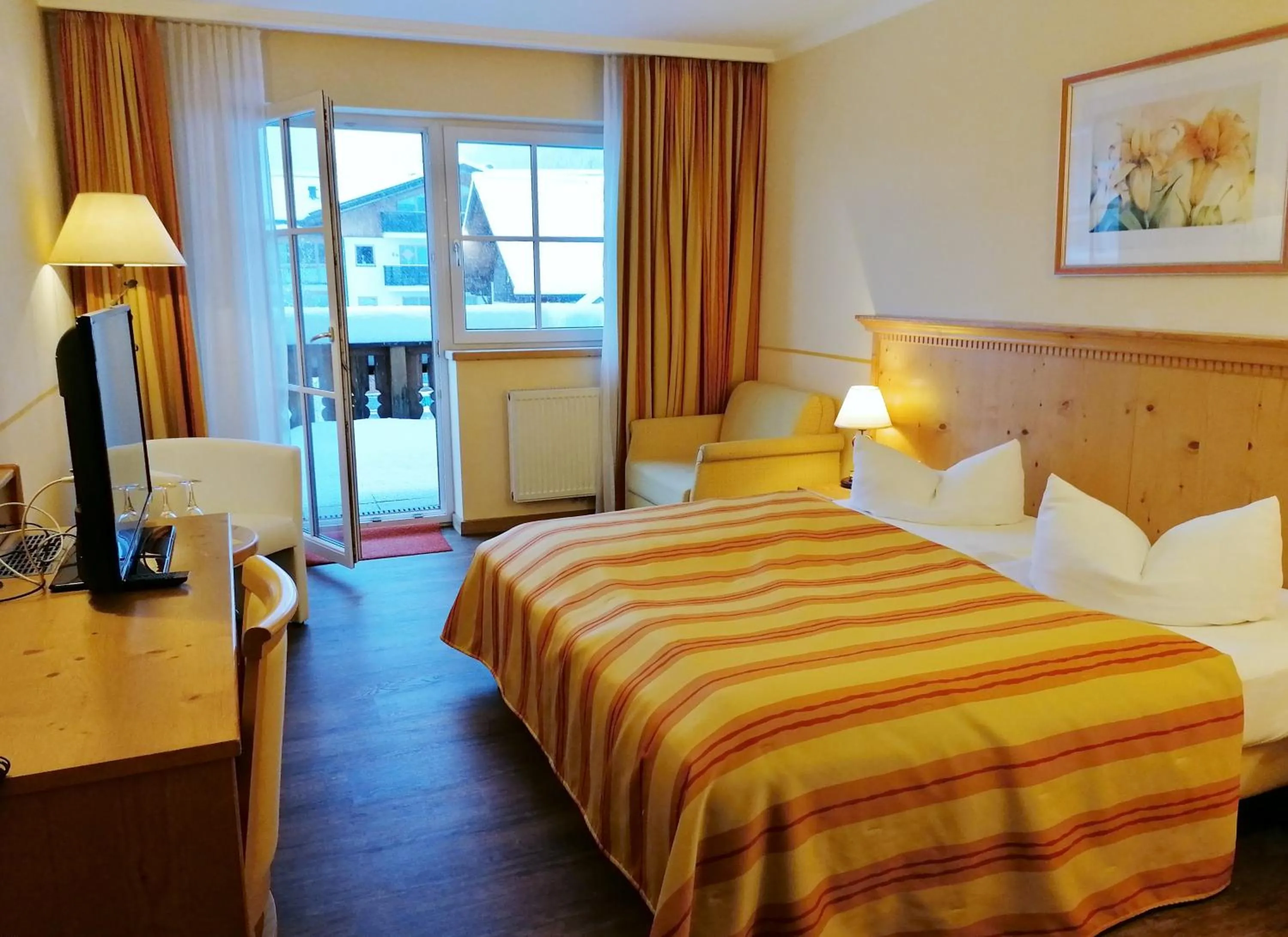 Winter, Bed in Hotel Sportalm