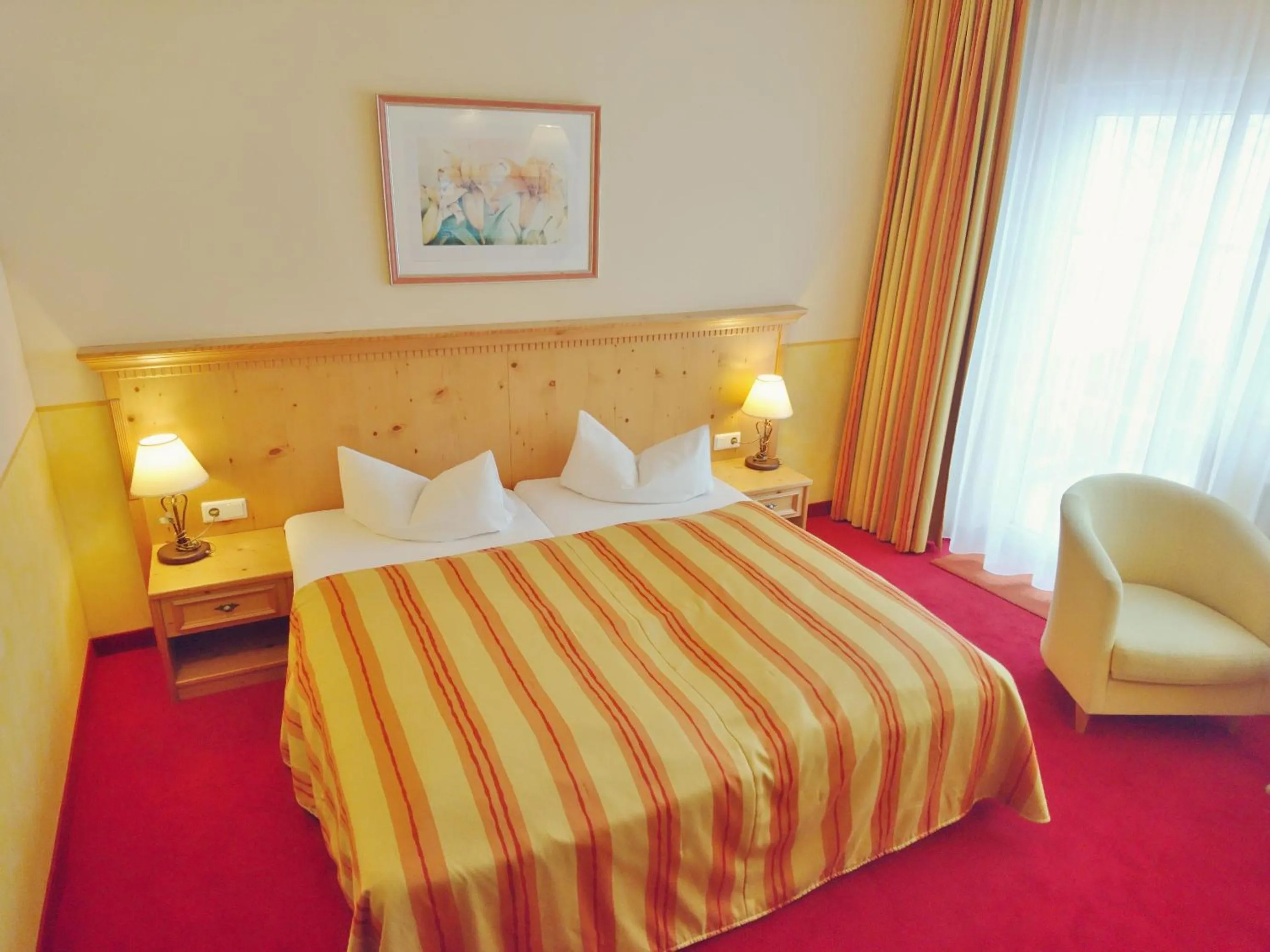 Property building, Bed in Hotel Sportalm