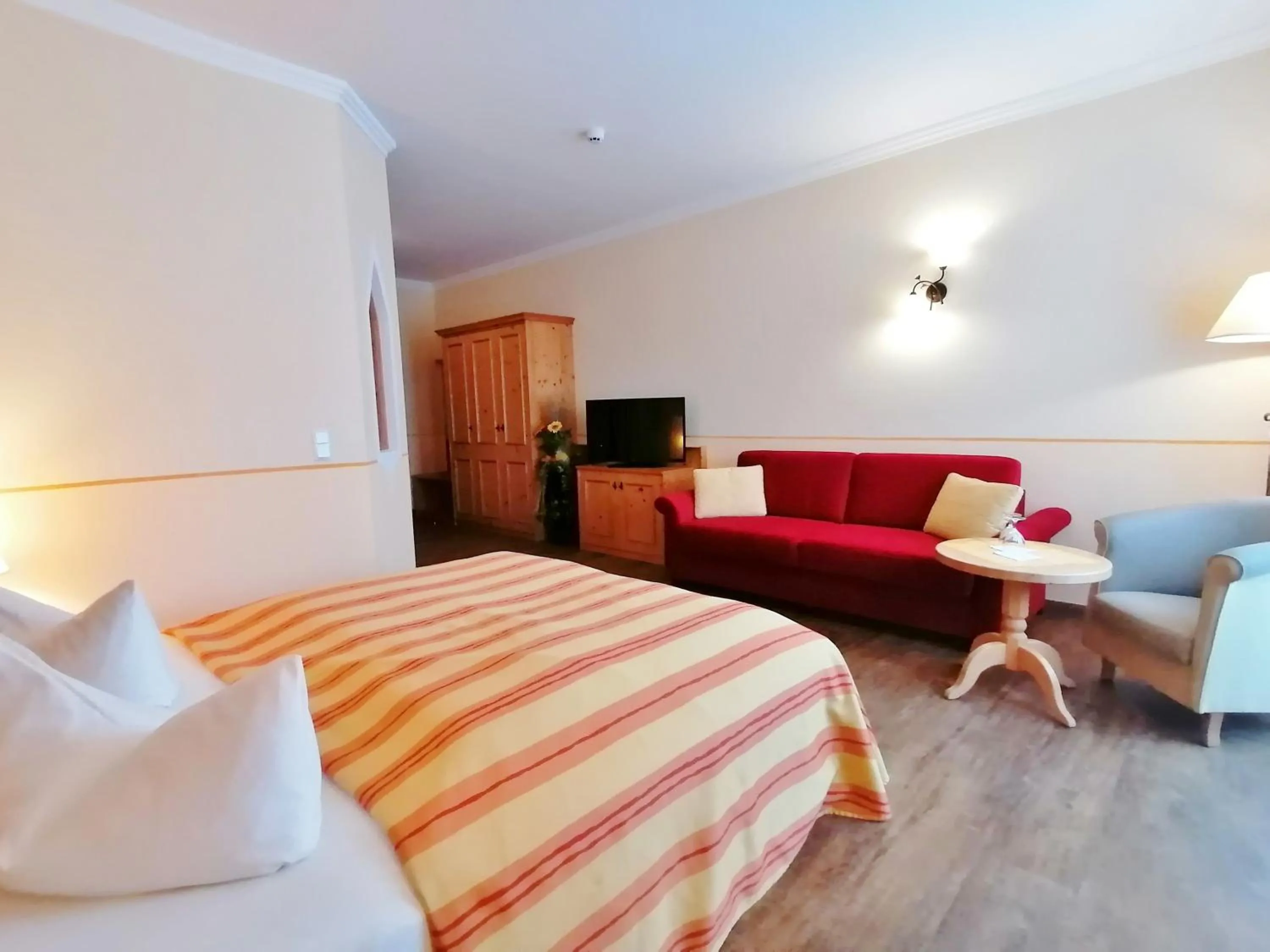 Staff, Bed in Hotel Sportalm