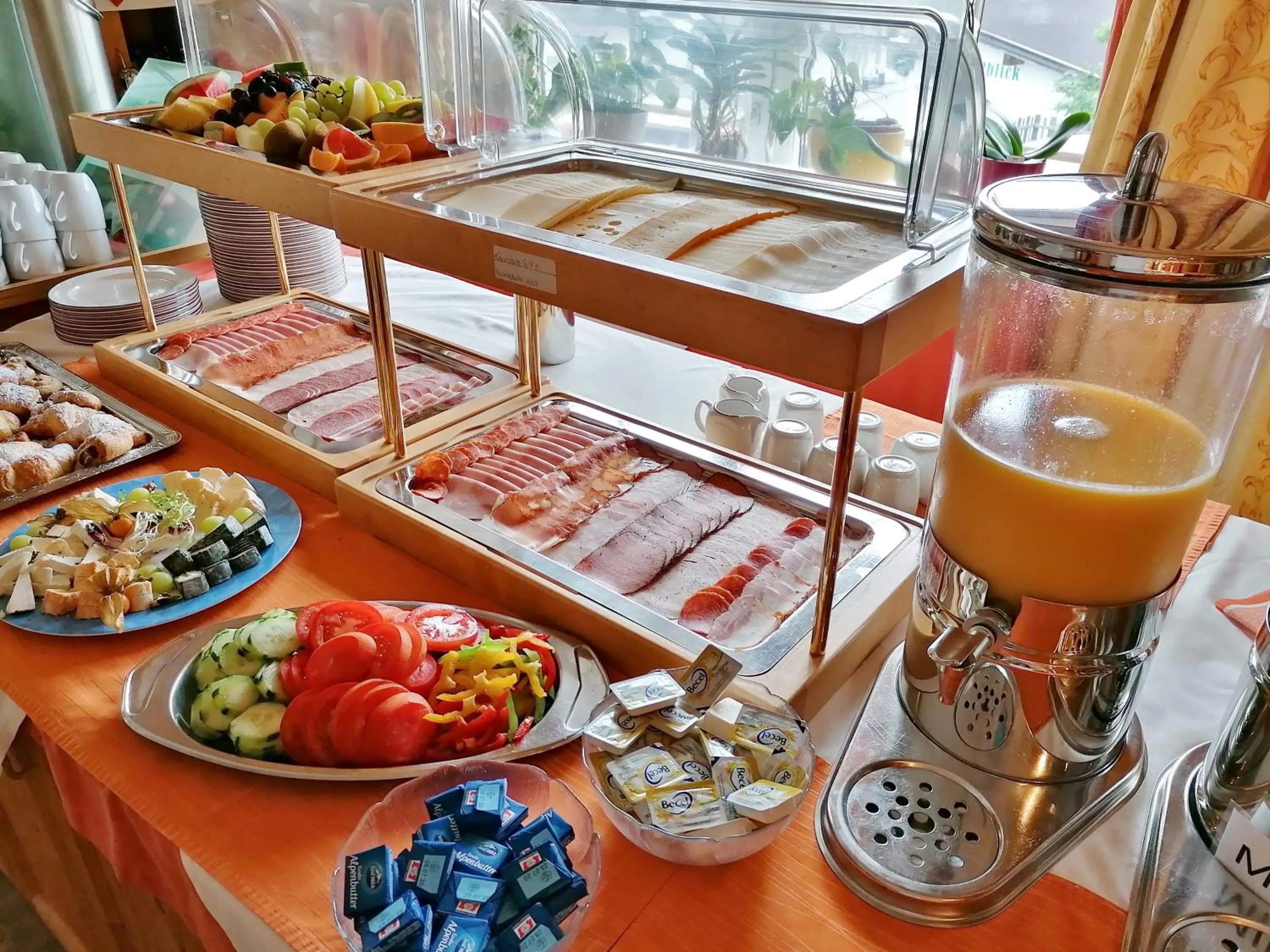 Restaurant/places to eat in Hotel Sportalm