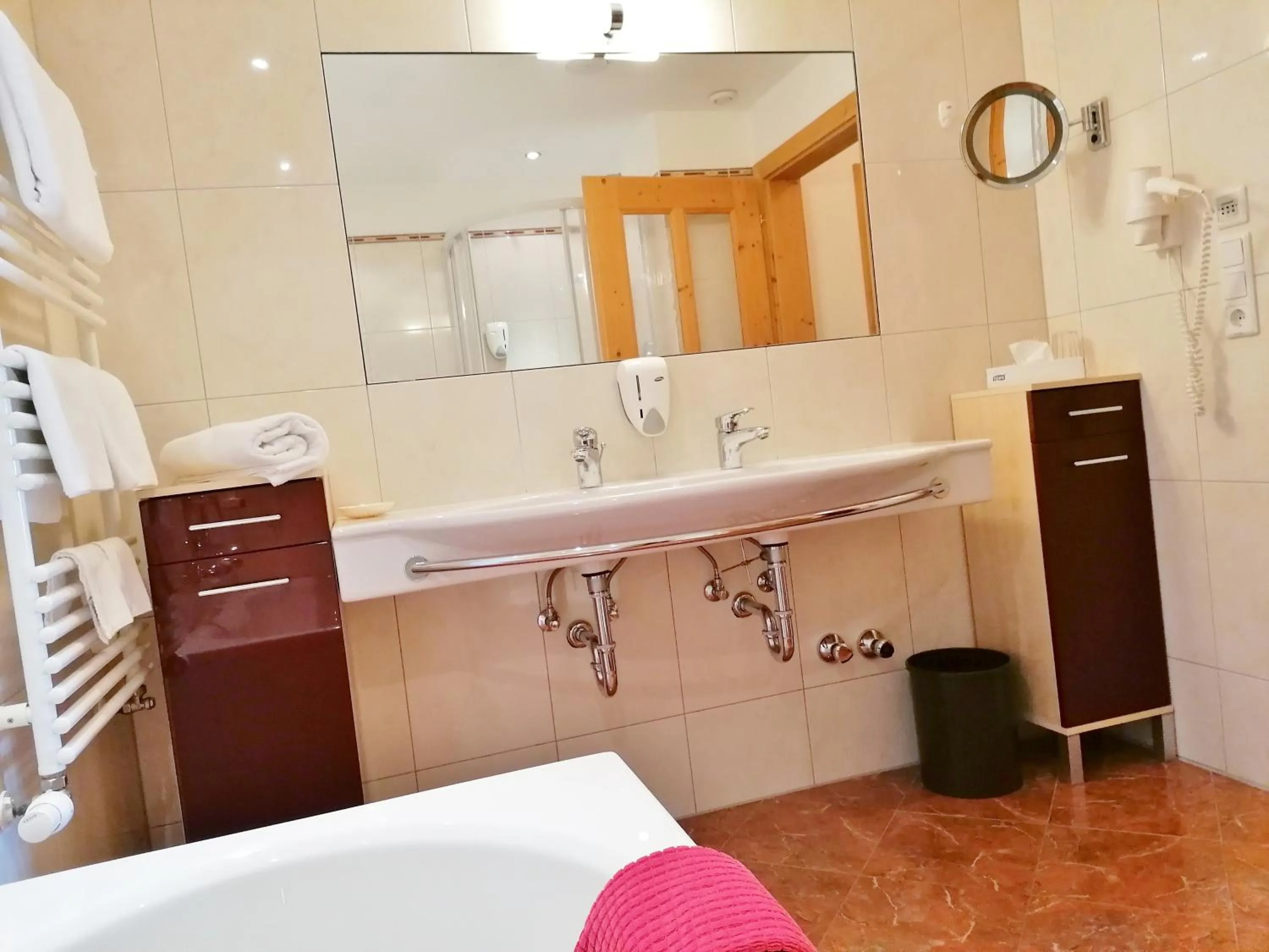 Shower in Hotel Sportalm