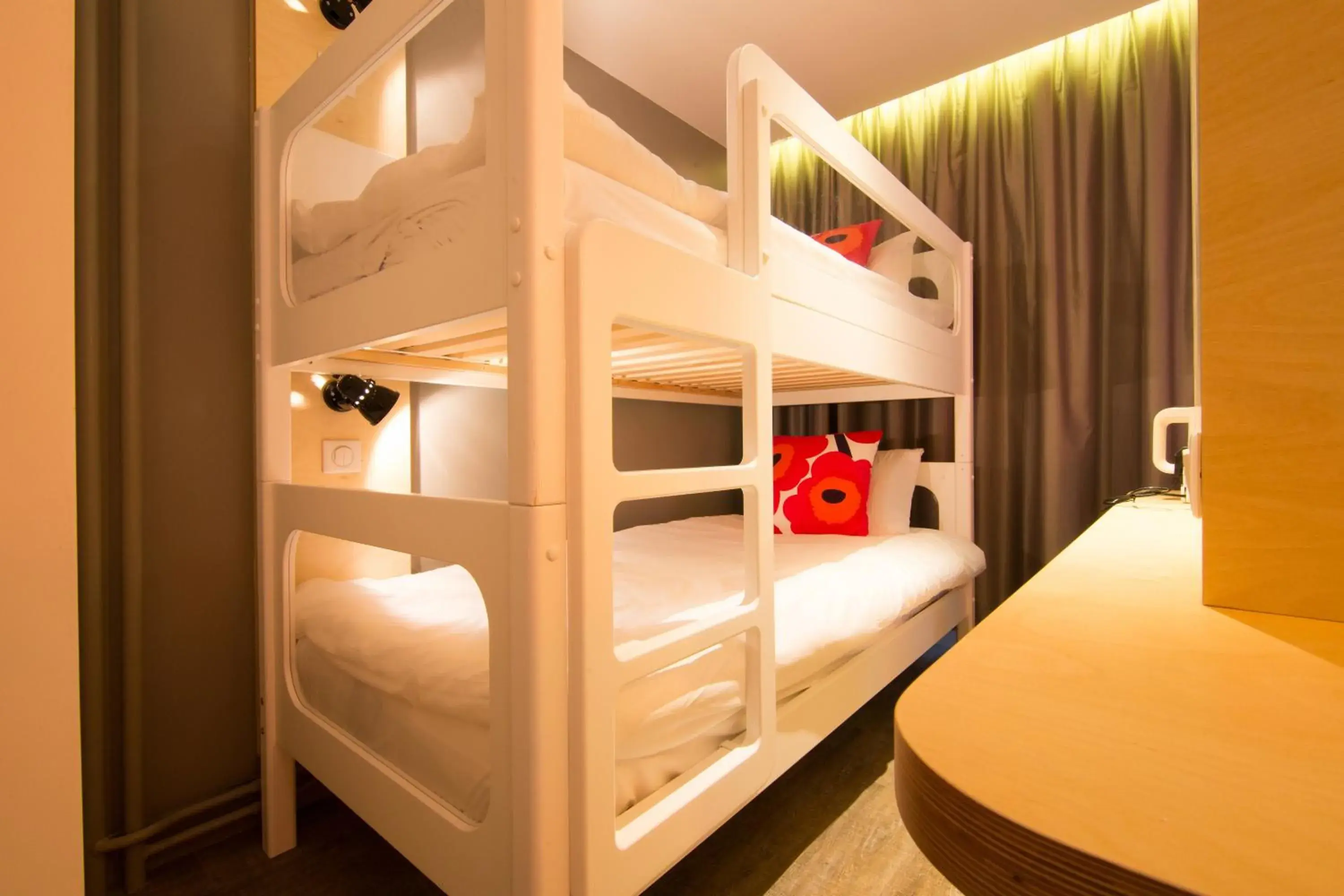 Bedroom, Bed in La Regence Bedroom, Bed in La Regence