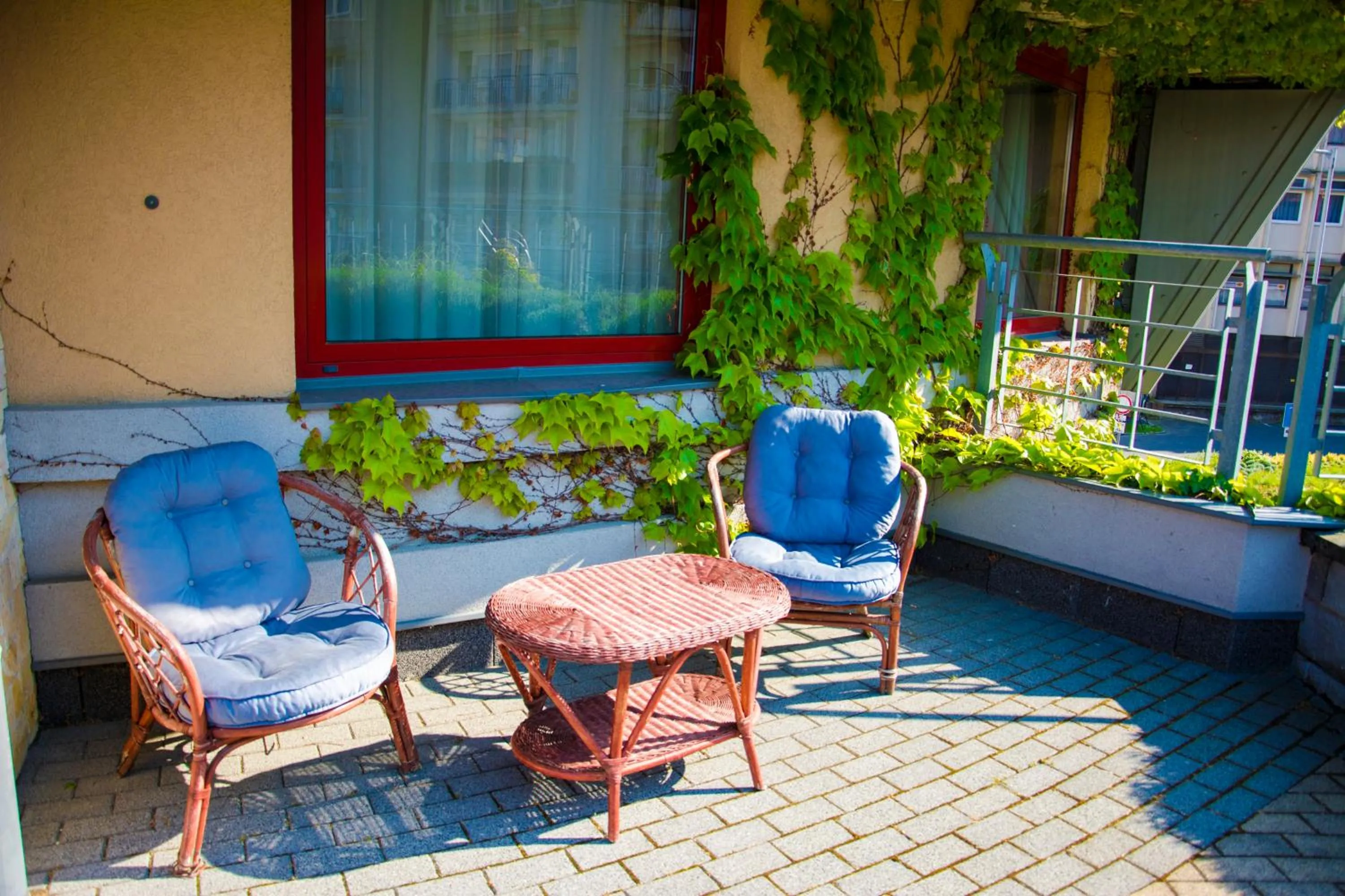 Garden in Corner Motel