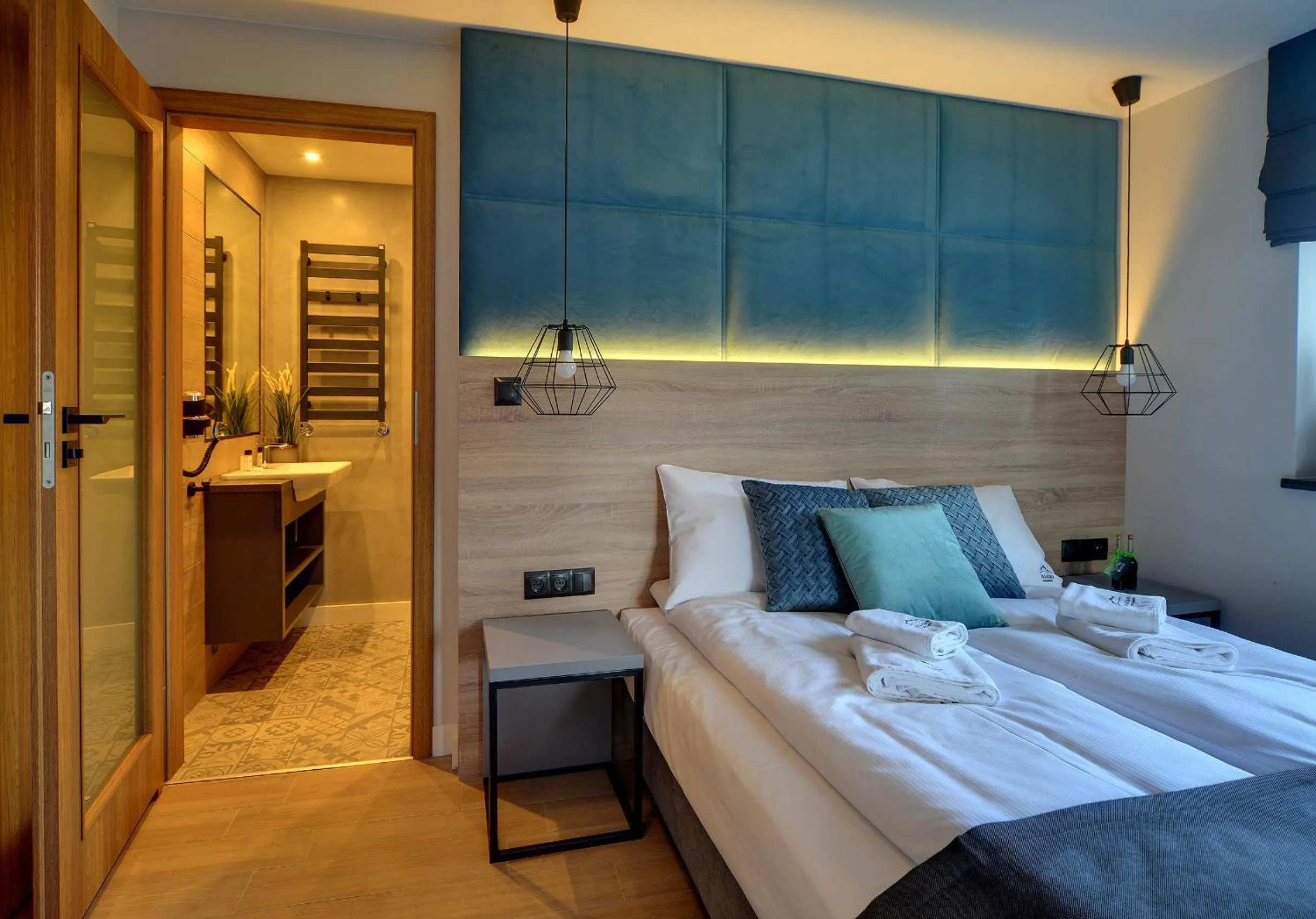 Bed in Walizka Wspomnień