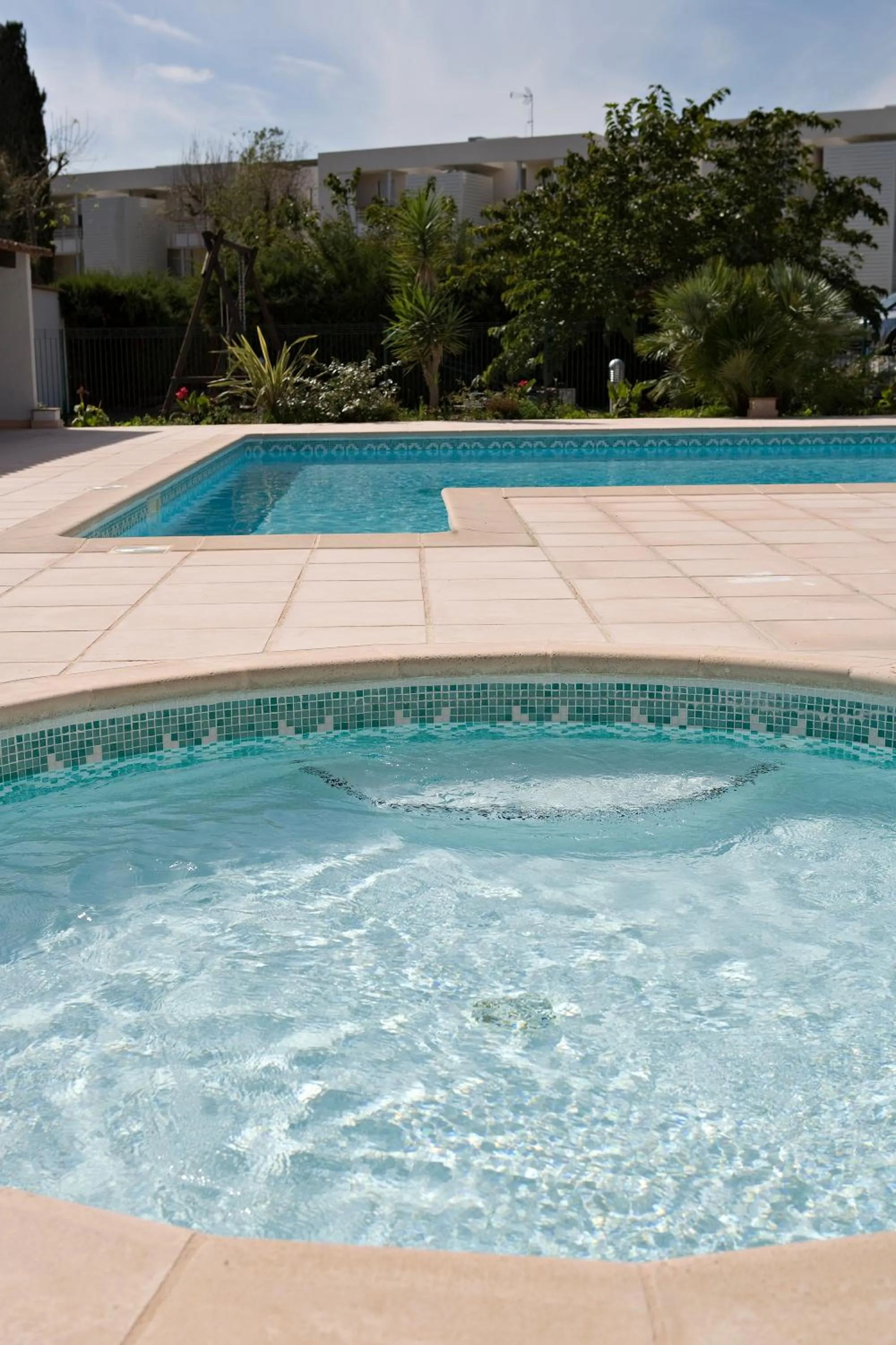 Swimming pool in Vacancéole - Résidence Carré Marine