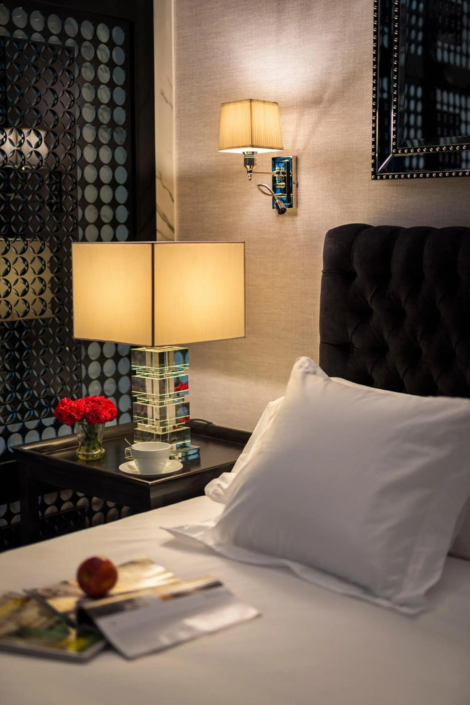 Bed in Casa de Triana Luxury Suites by Casa del Poeta