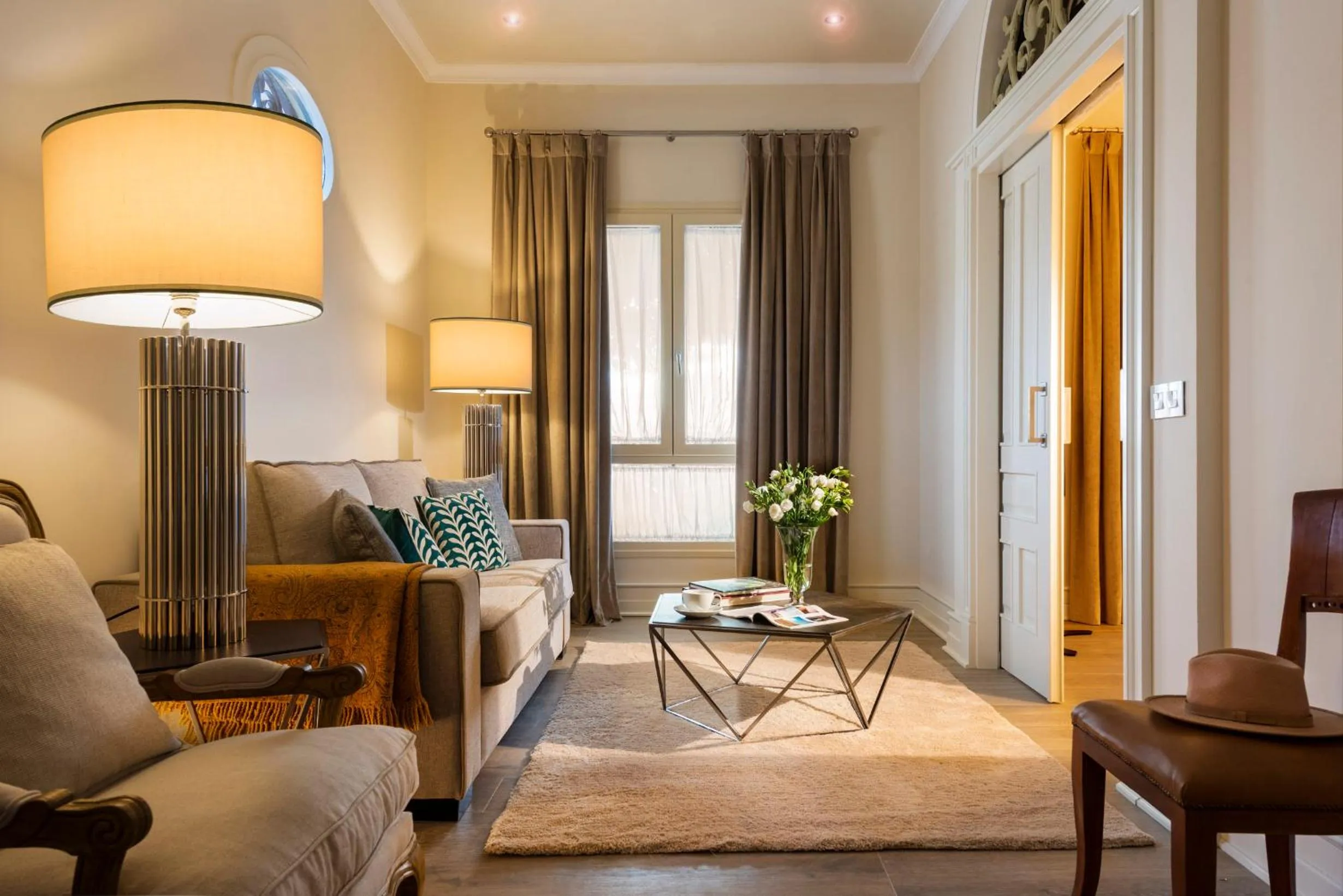 Living room in Casa de Triana Luxury Suites by Casa del Poeta