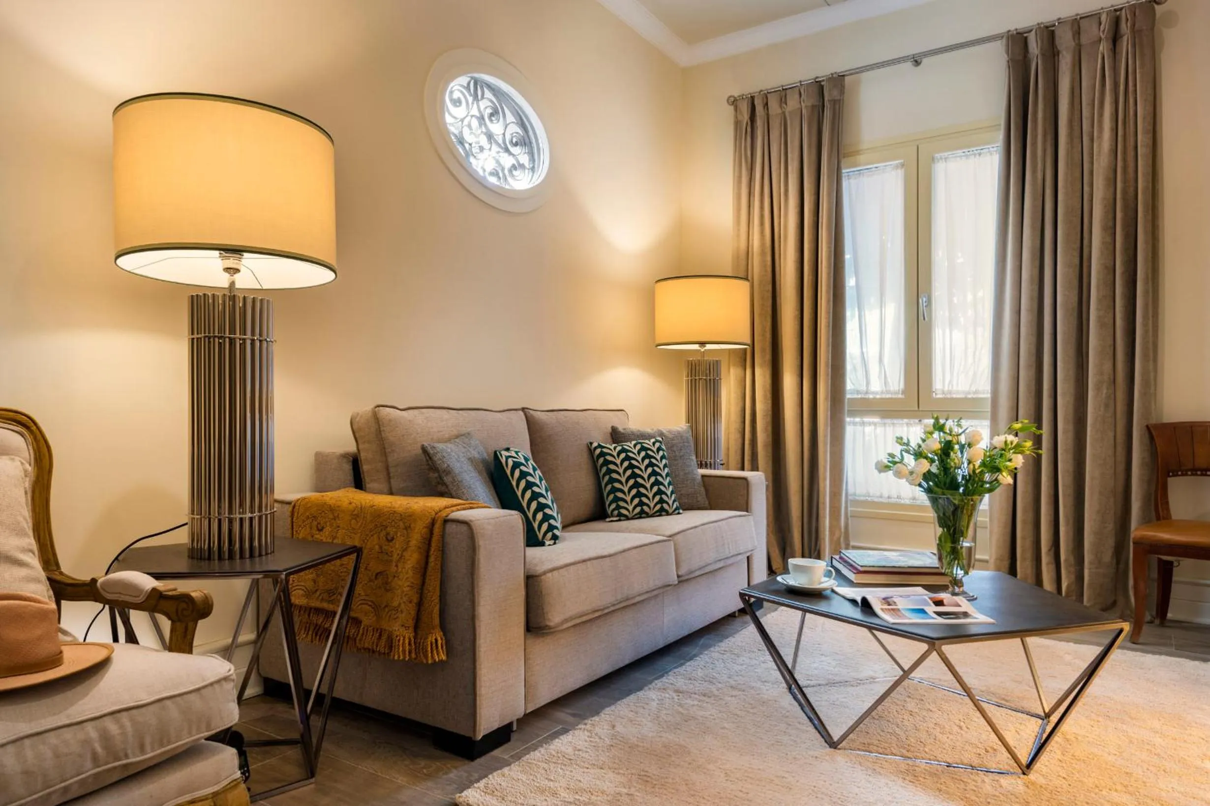 Living room in Casa de Triana Luxury Suites by Casa del Poeta