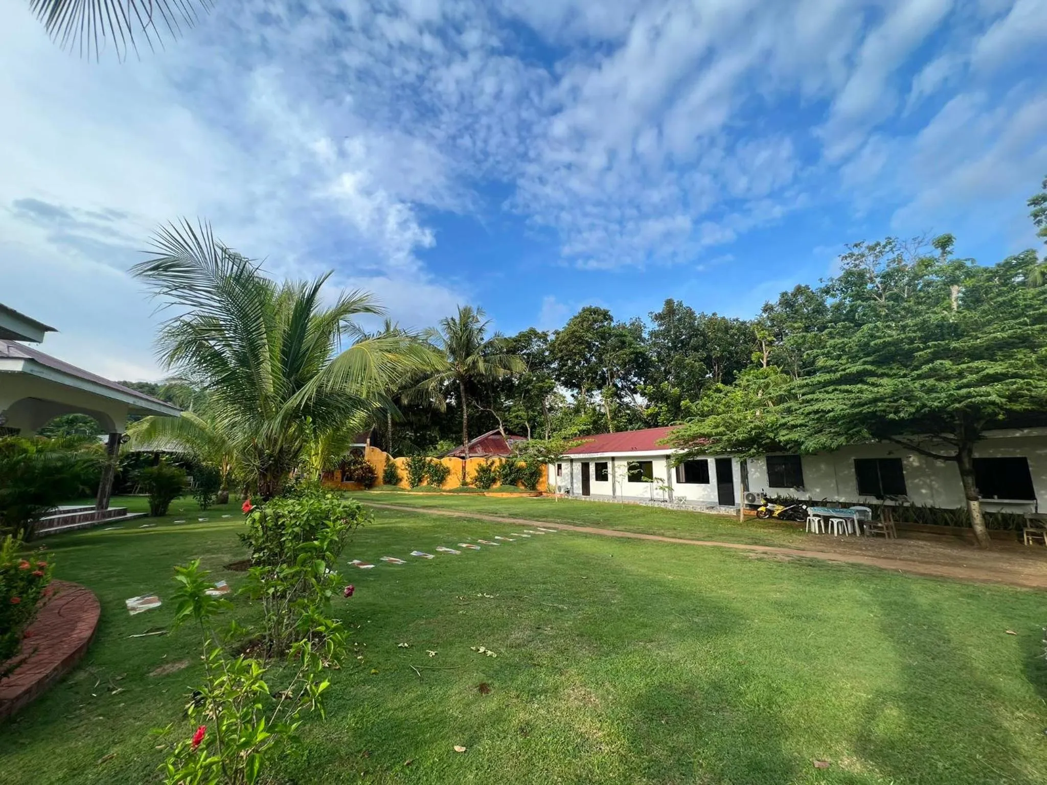 E&N Paradise Island Resort