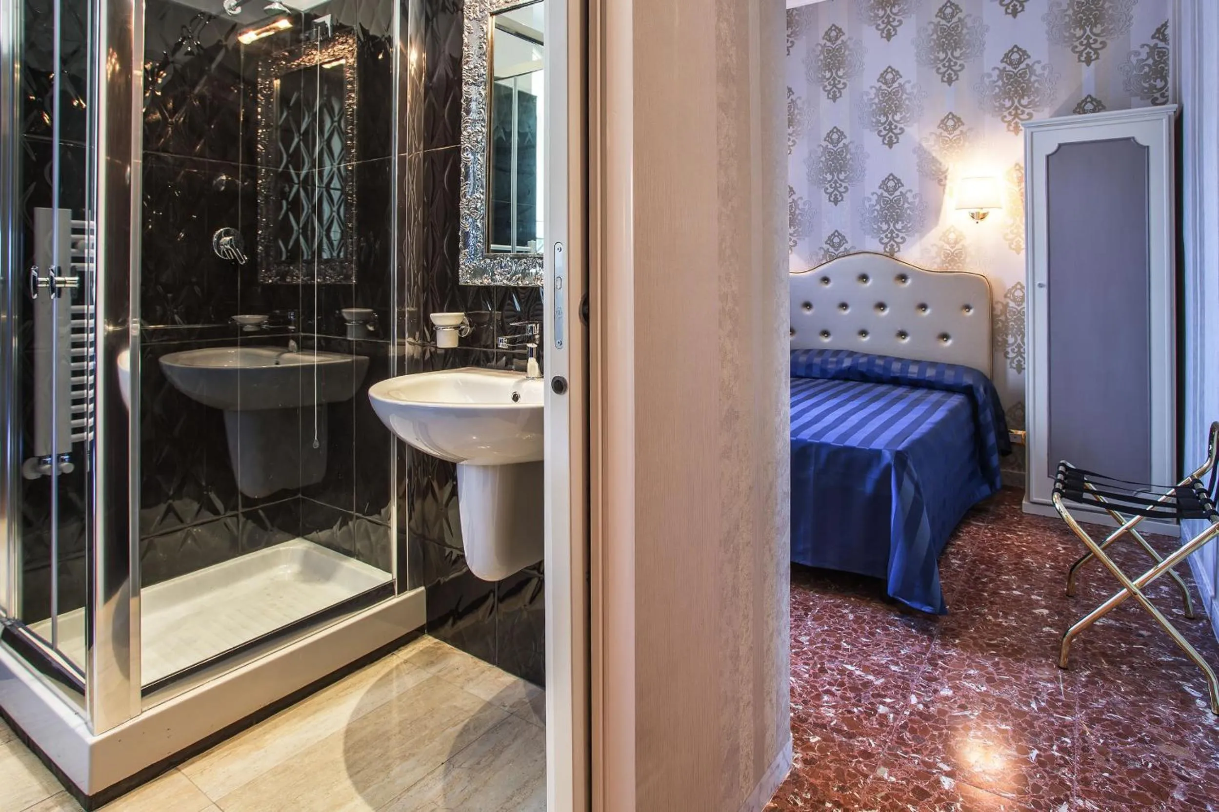 Bathroom in Navona Queen Rooftop