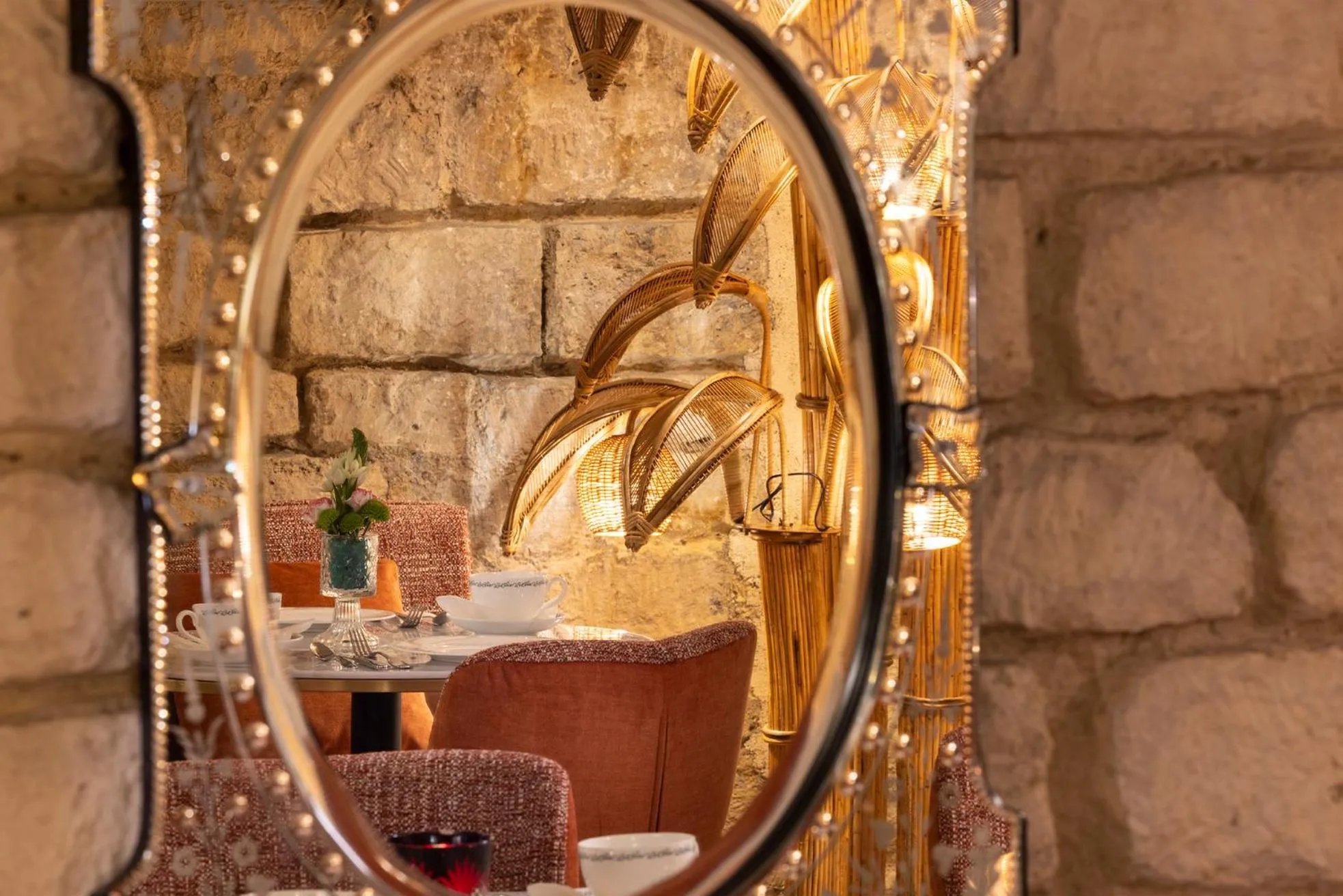 Decorative detail in Hôtel Des Marronniers