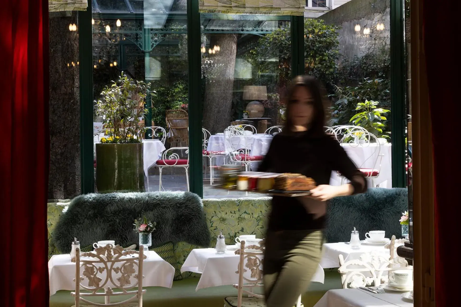 Breakfast in Hôtel Des Marronniers Breakfast in Hôtel Des Marronniers