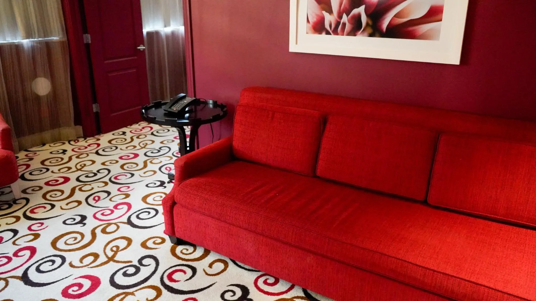 Living room in Downtown Grand Hotel & Casino