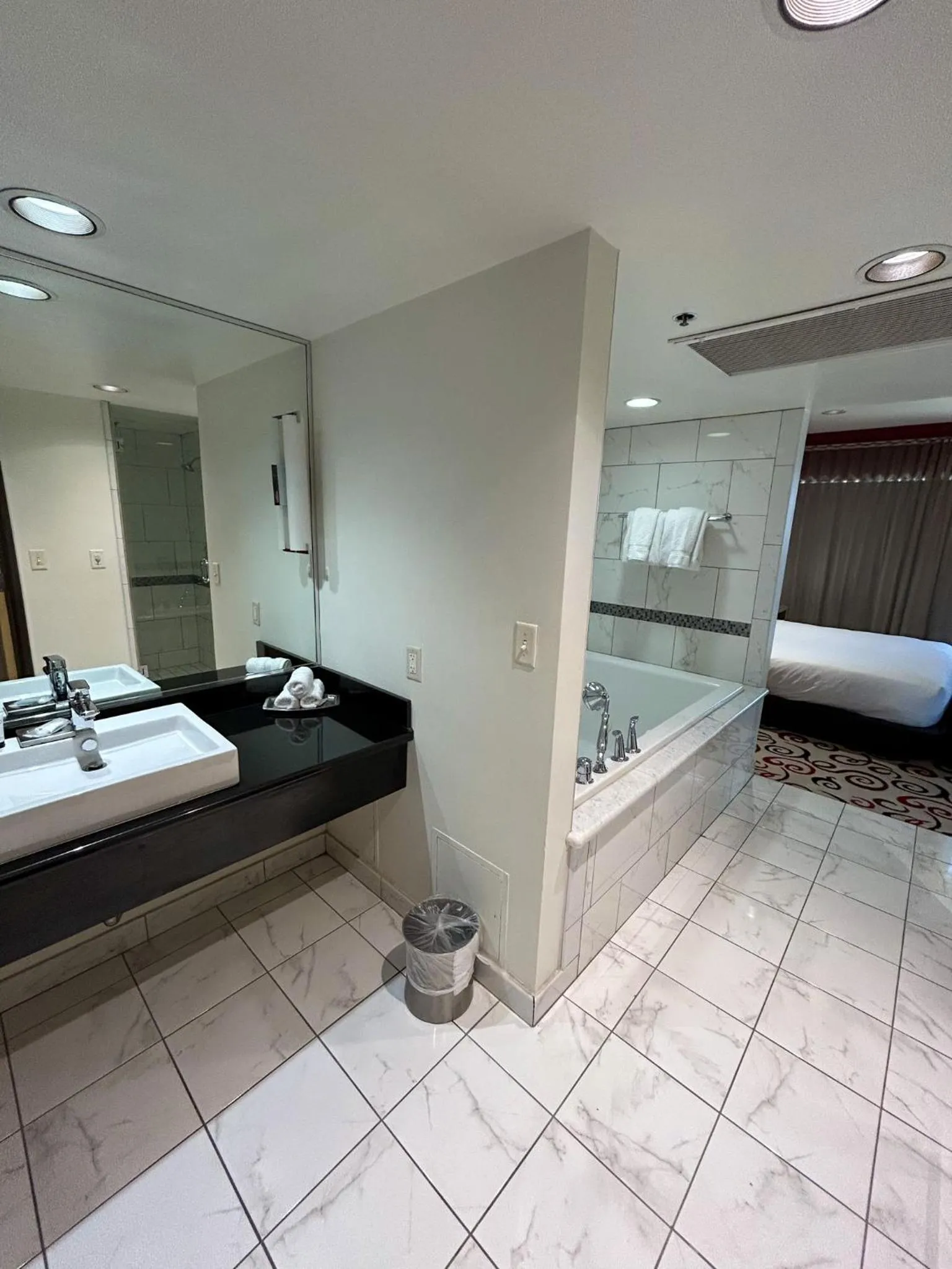 Bathroom, Bed in Downtown Grand Hotel & Casino