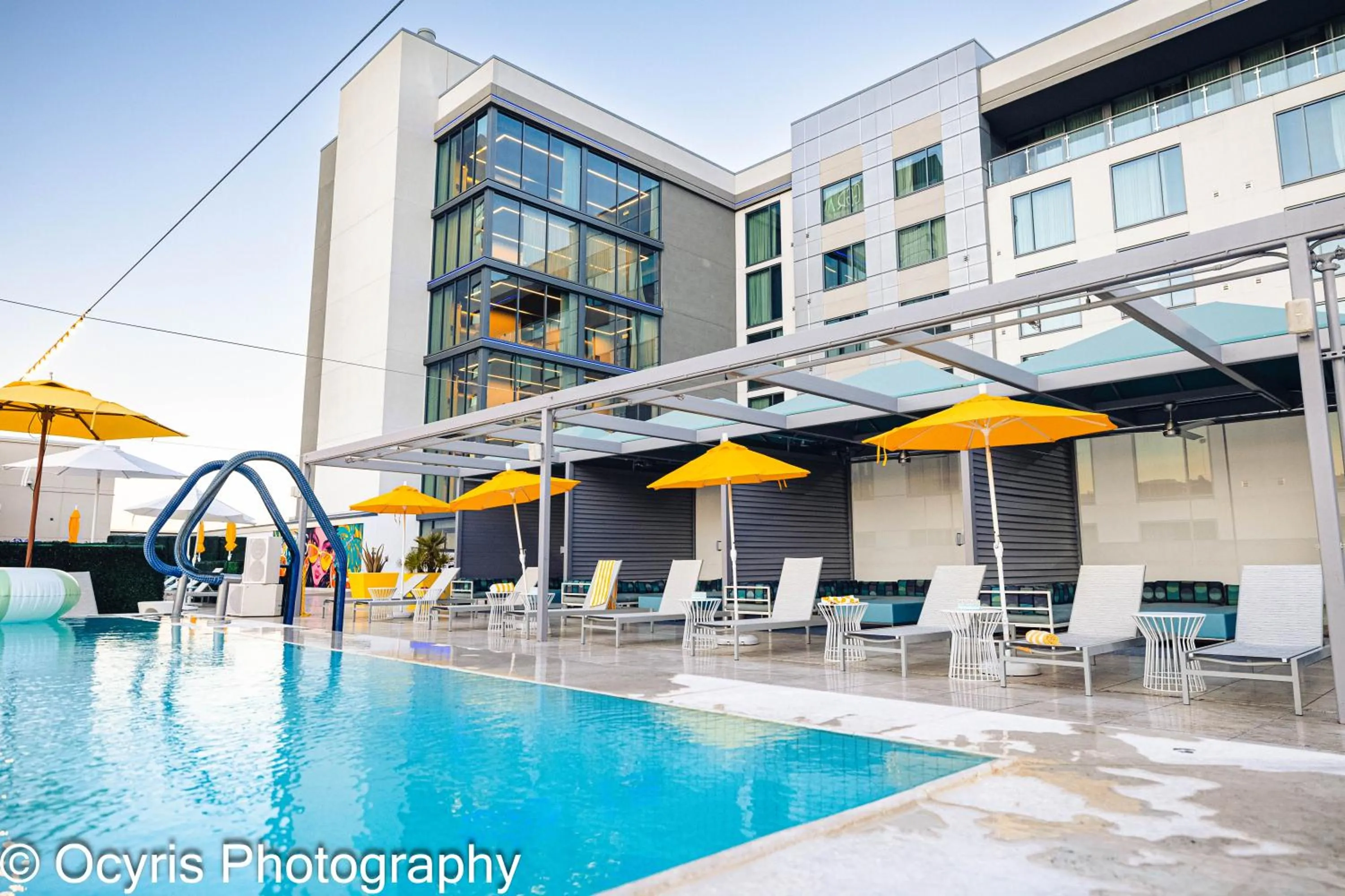 Swimming pool in Downtown Grand Hotel & Casino