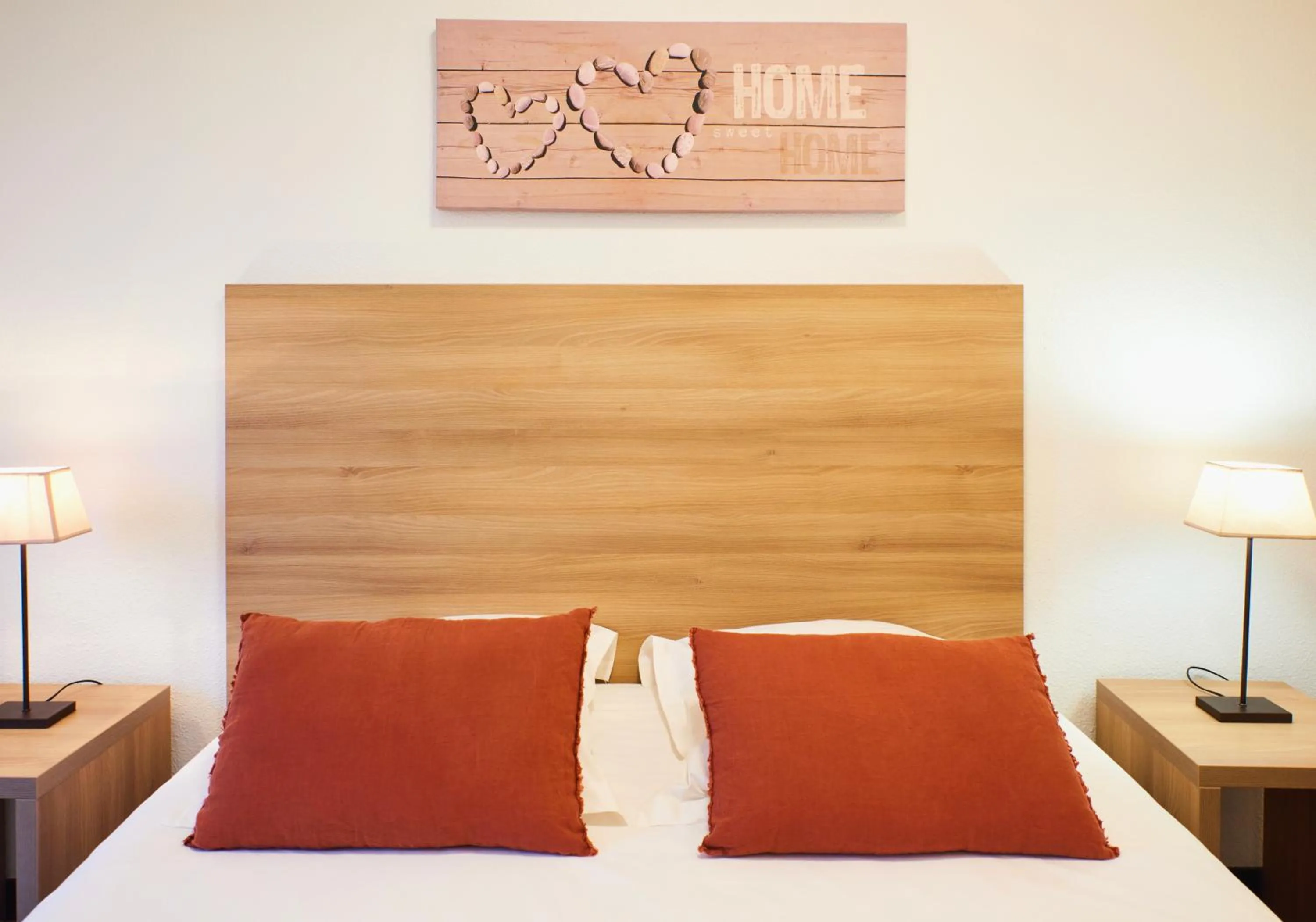 Bed in Ténéo Apparthotel Talence - Centre