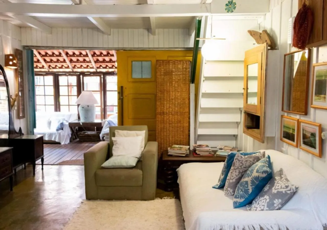 Living room, Bed in Pousada das Meninas