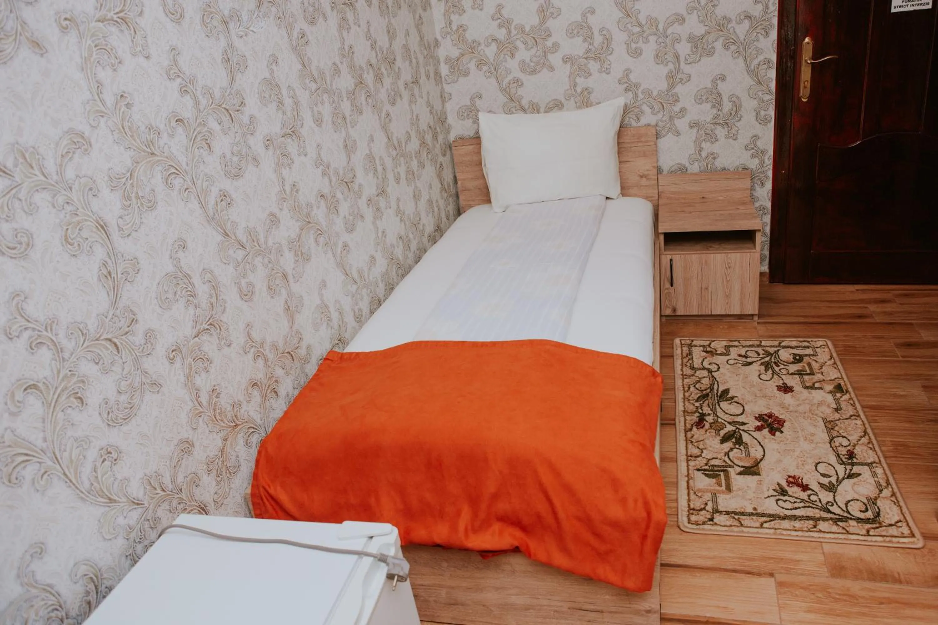 Bed in Hotel-Restaurant Milenium