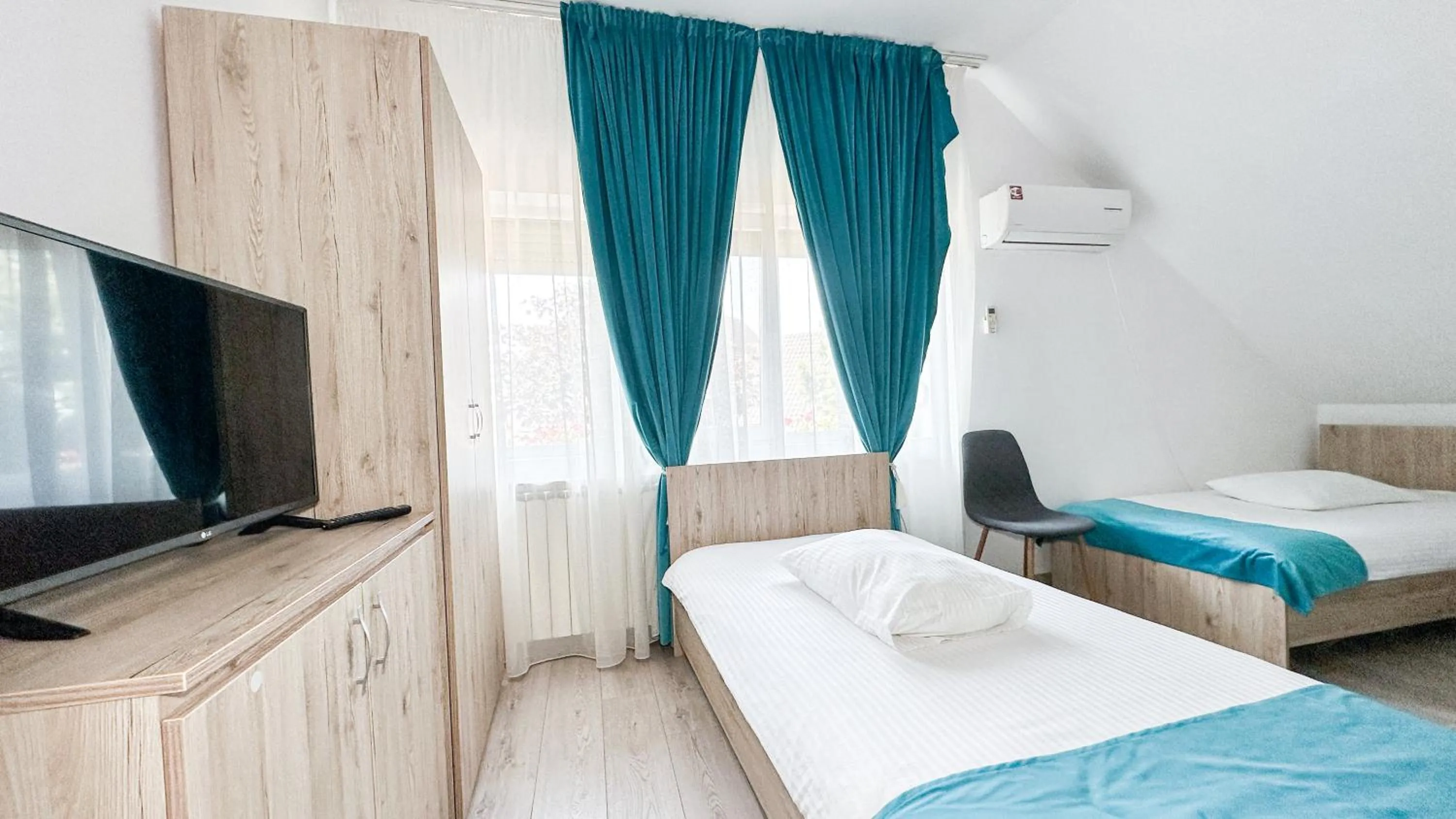 Bed in Hotel-Restaurant Milenium