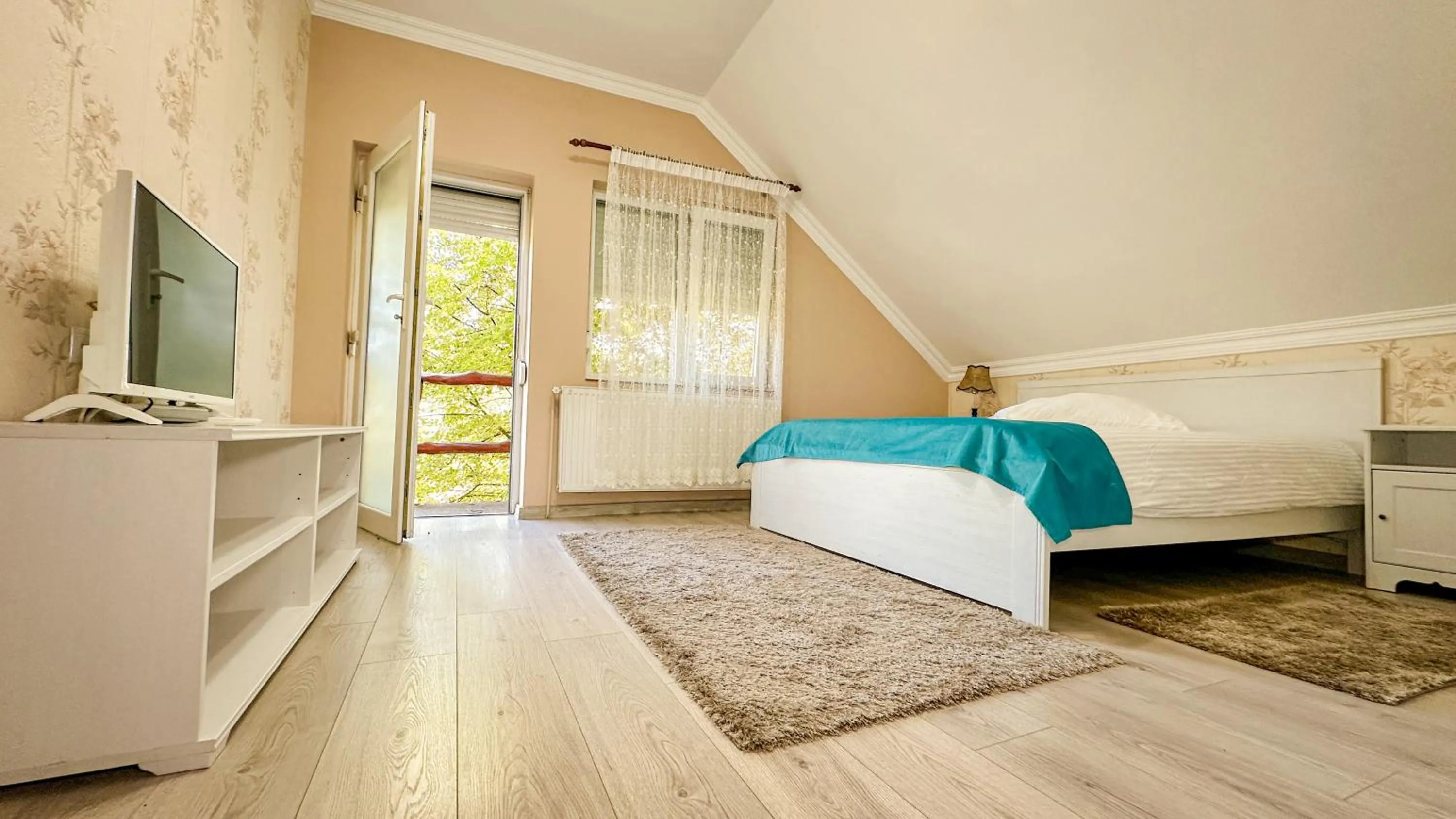 Bed in Hotel-Restaurant Milenium
