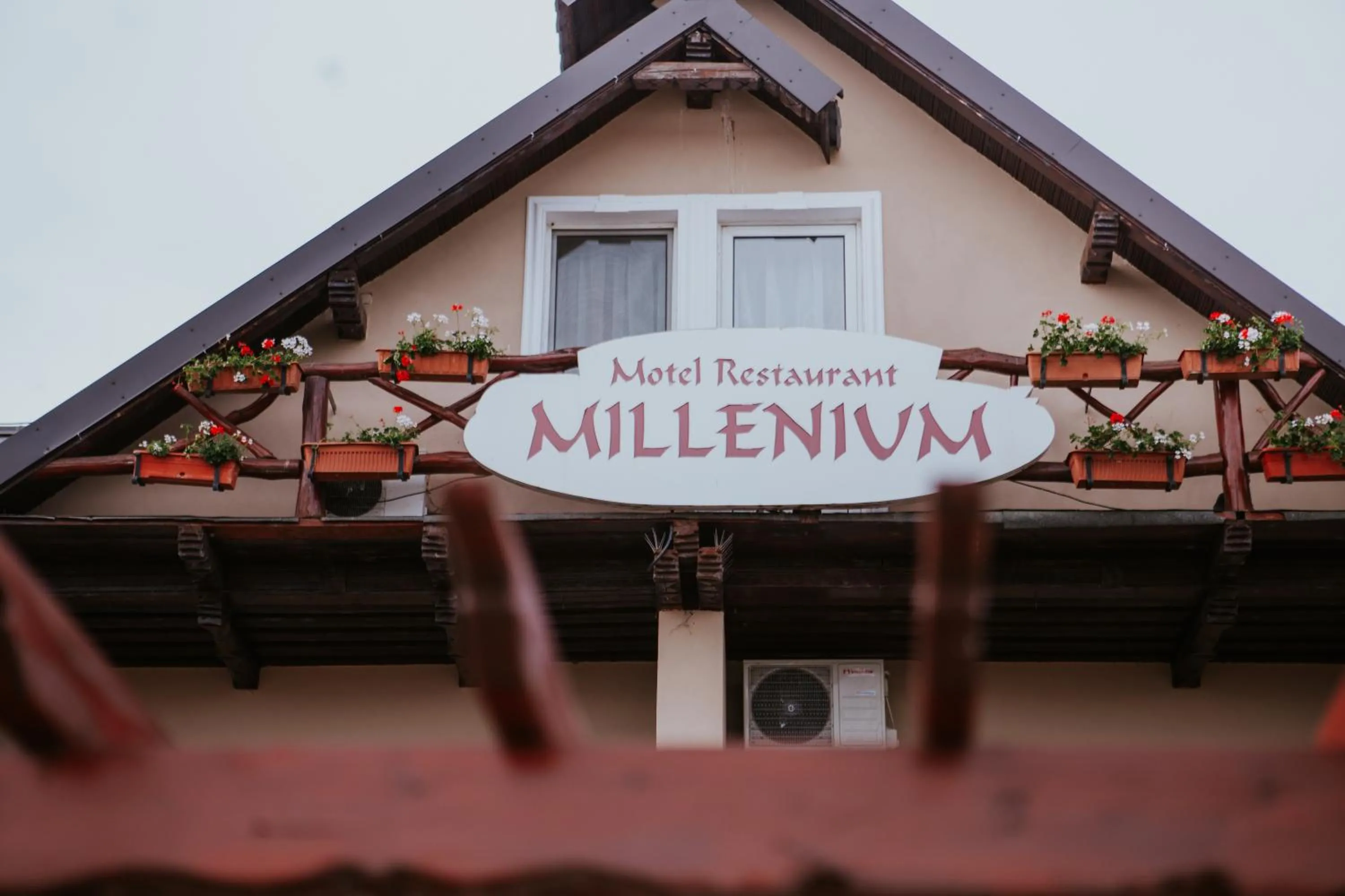 Property building in Hotel-Restaurant Milenium