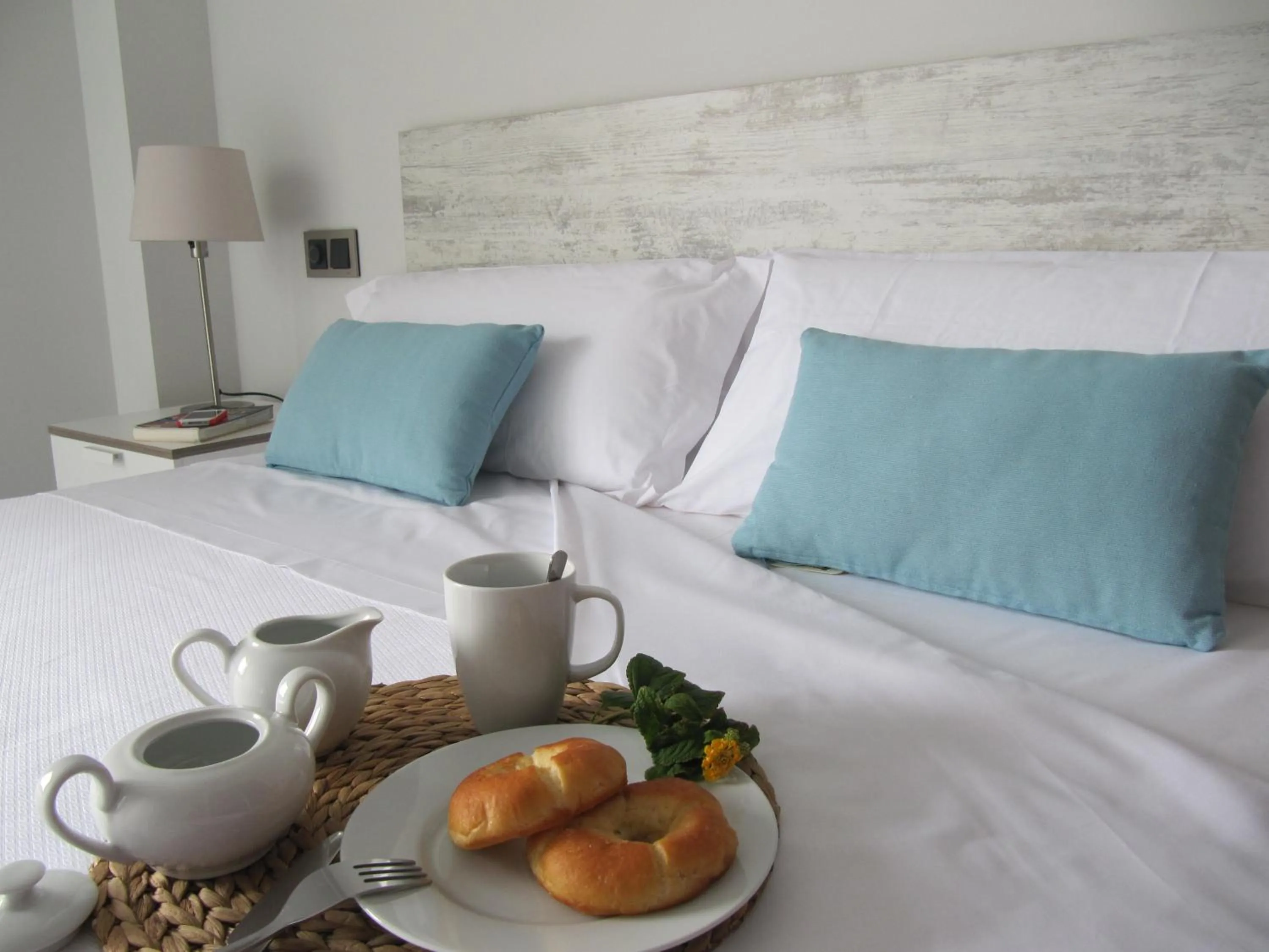 Bedroom, Bed in Life Apartments El Rompido