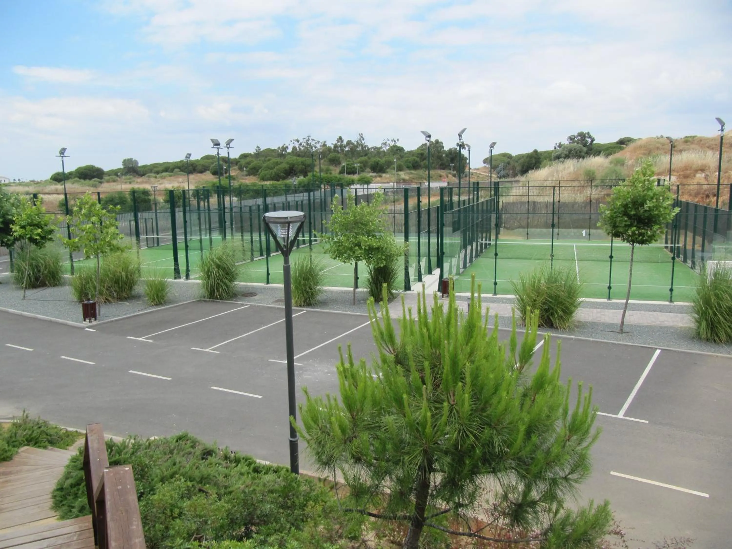 Business facilities in Life Apartments El Rompido