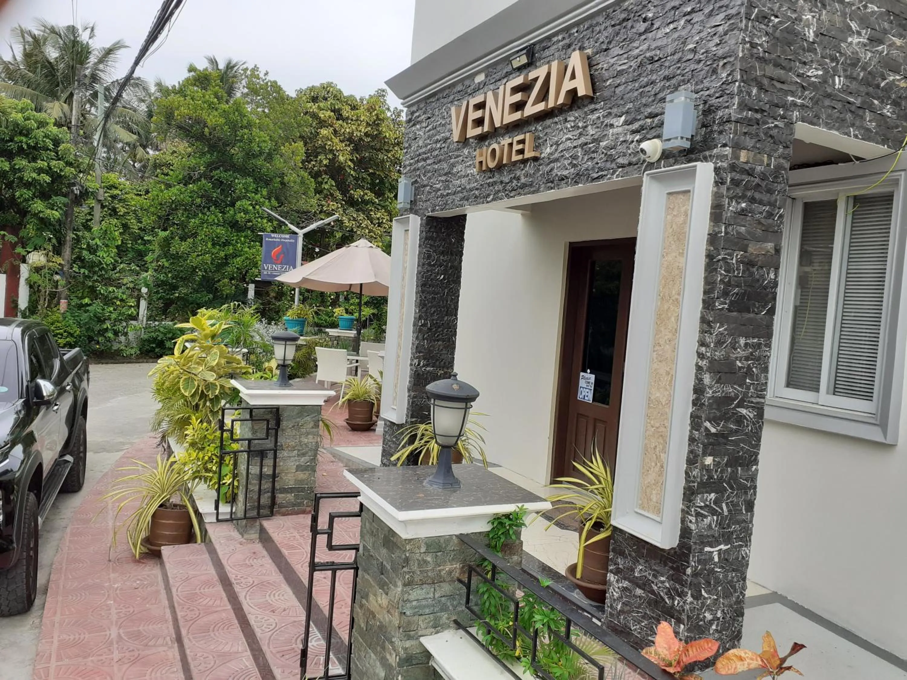 Property building in Venezia Suites Hotel Iloilo