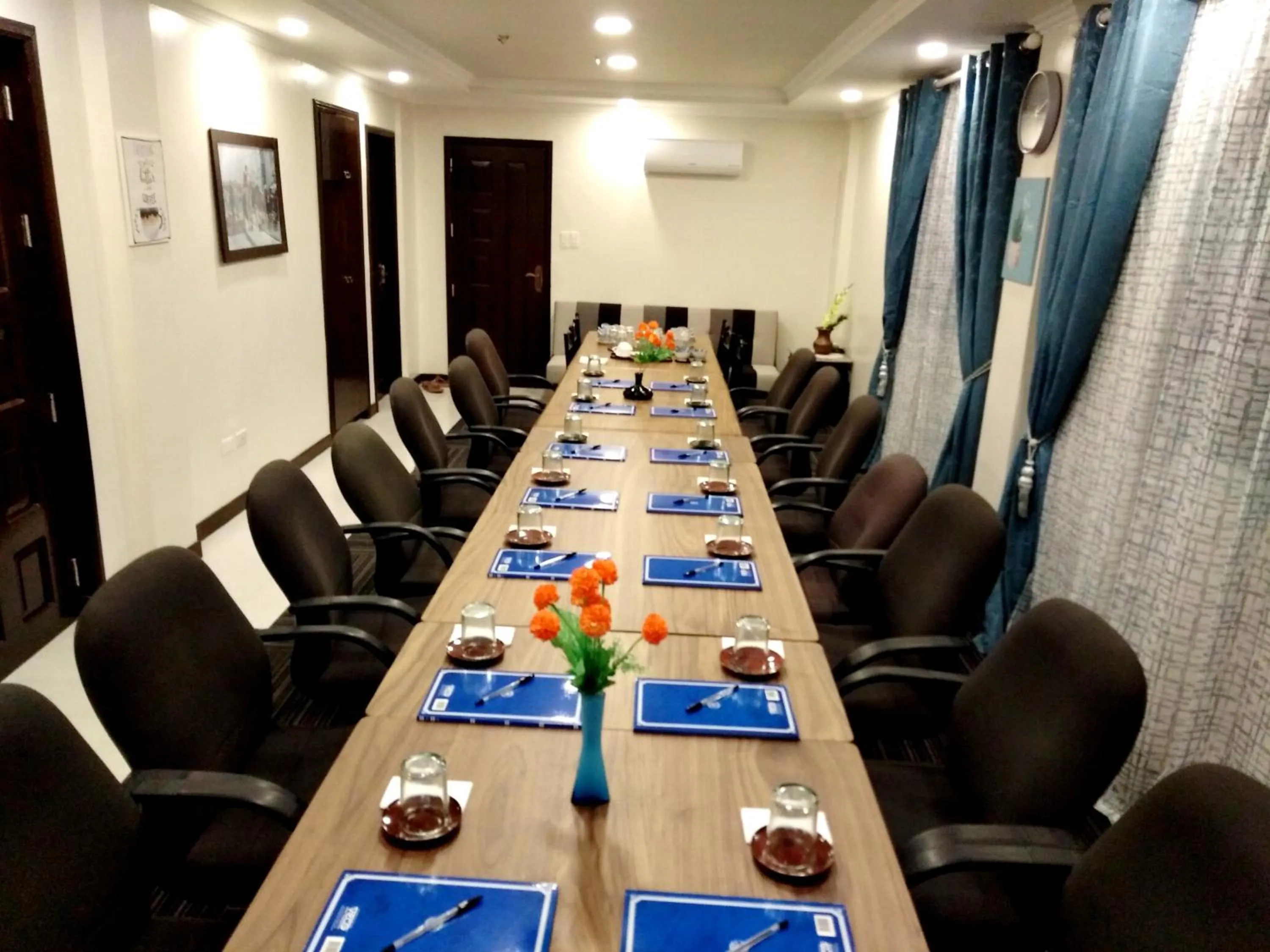 Meeting/conference room in Venezia Suites Hotel Iloilo