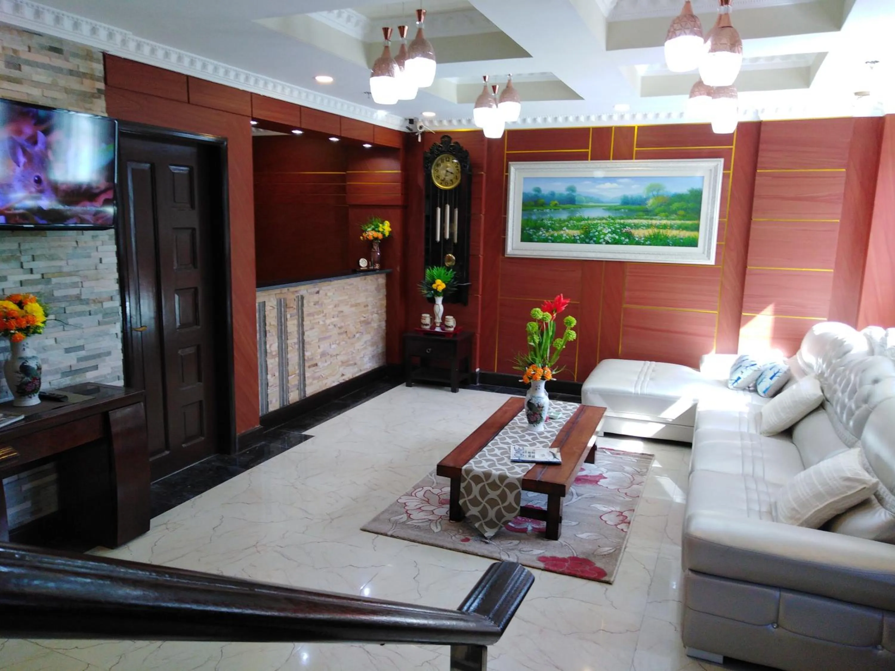 Seating area in Venezia Suites Hotel Iloilo