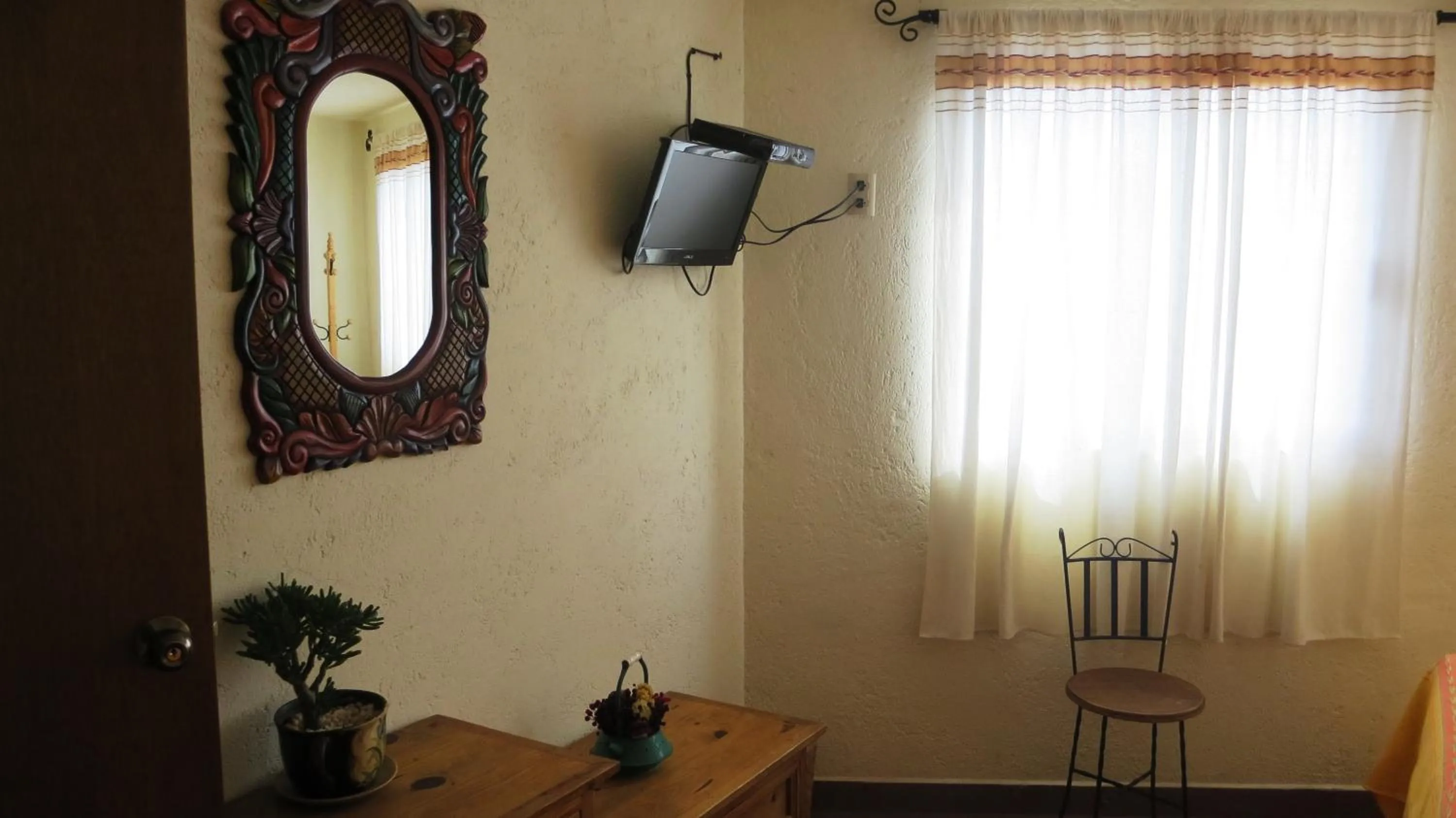 Photo of the whole room in Posada del Fraile