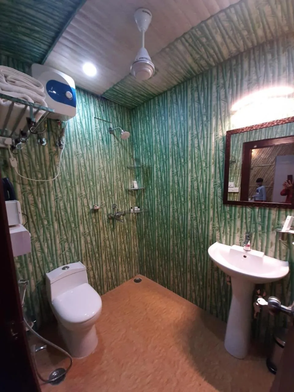Bathroom in Hotel Bamboo Castle