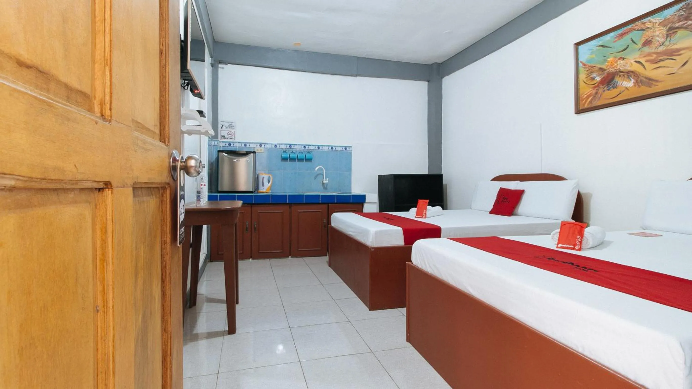 Bed in RedDoorz at A&F C5 Pinagsama Taguig