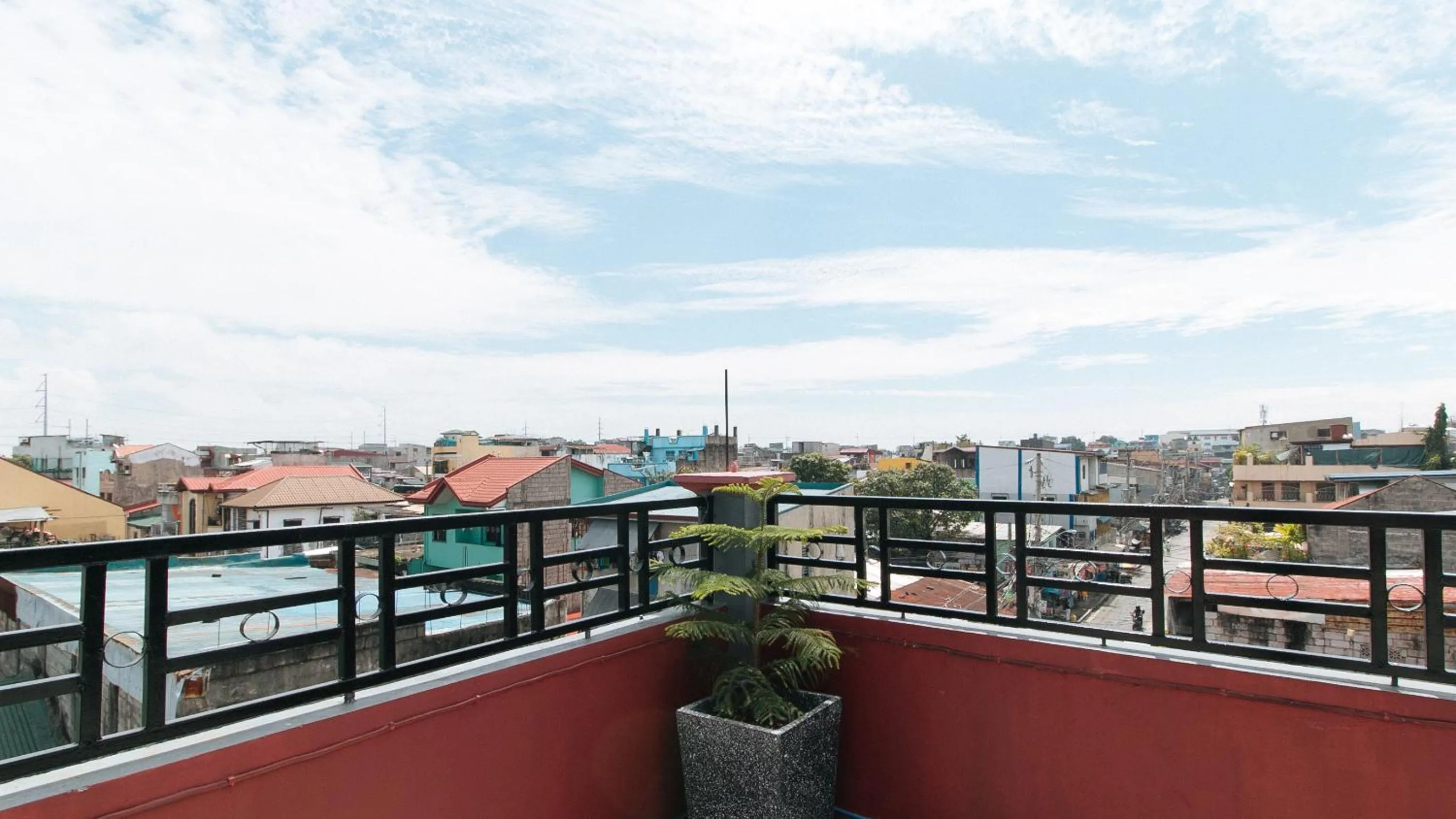 Balcony/Terrace in RedDoorz at A&F C5 Pinagsama Taguig