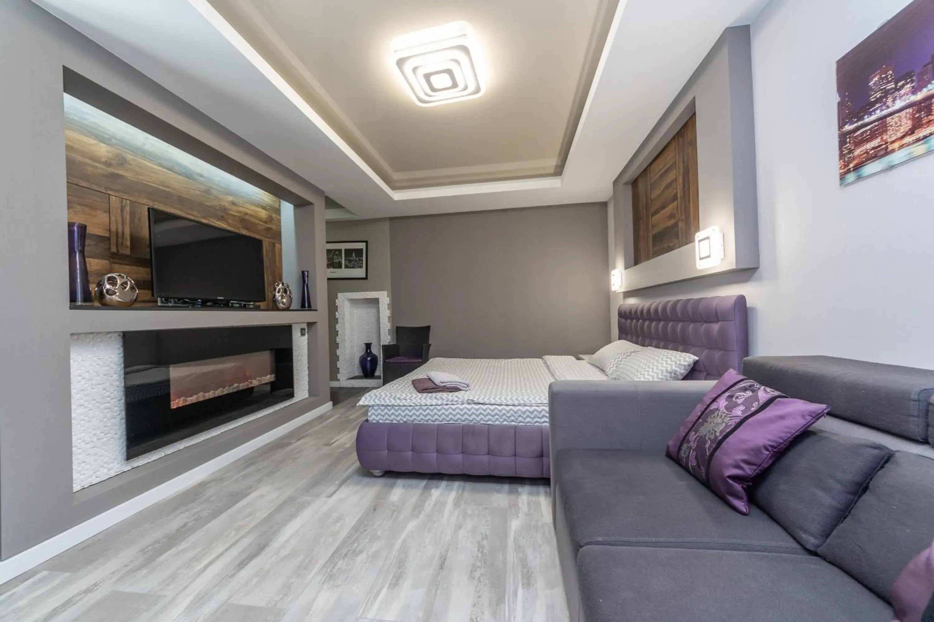 Deluxe Studio with spa bath - 9 L.Ukrainky Boulevard in Luxrent Apartments on Lesi Ukrainki - Kiev Deluxe Studio with spa bath - 9 L.Ukrainky Boulevard in Luxrent Apartments on Lesi Ukrainki - Kiev