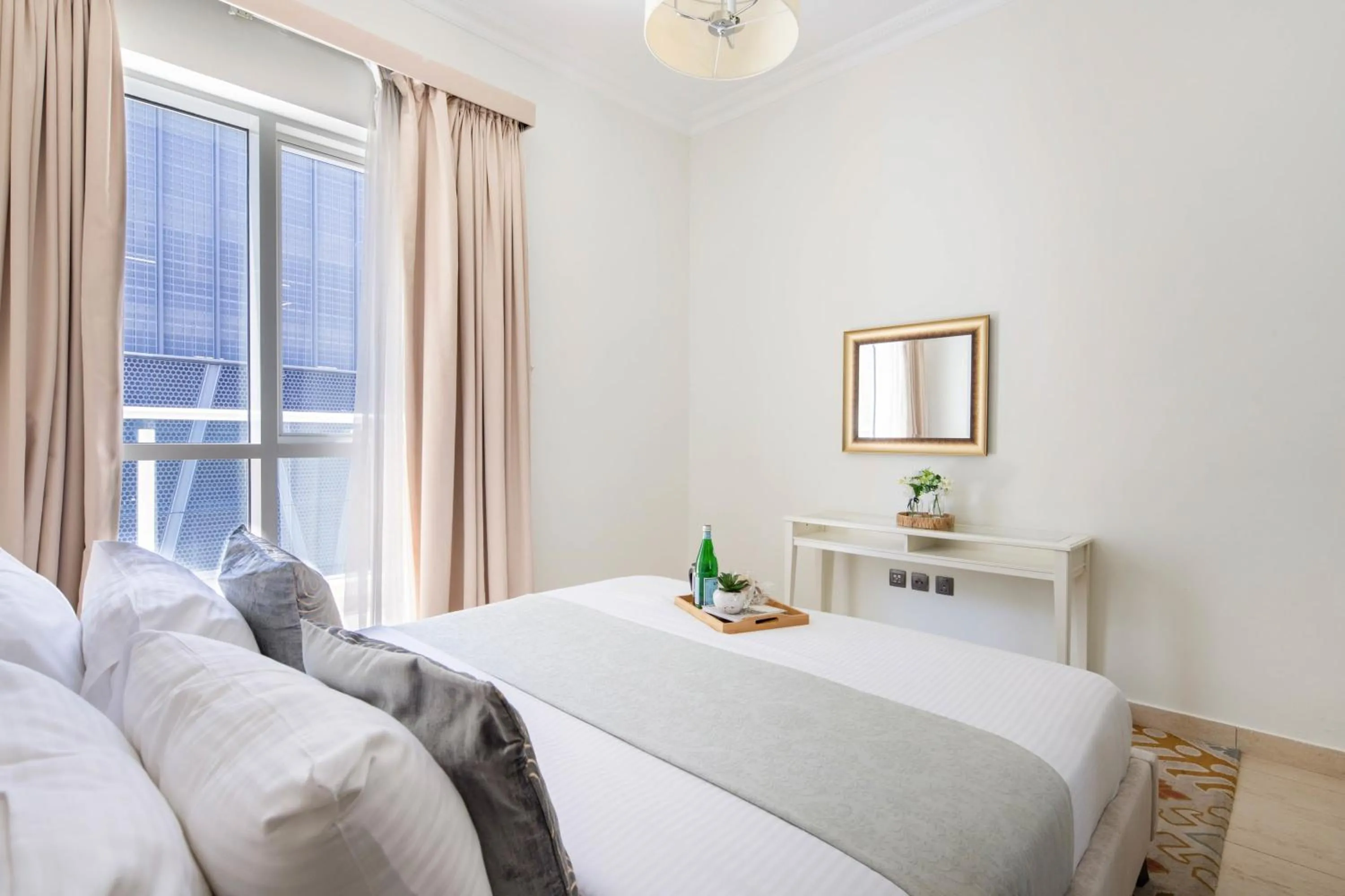 Bed in Frank Porter - Mon Reve