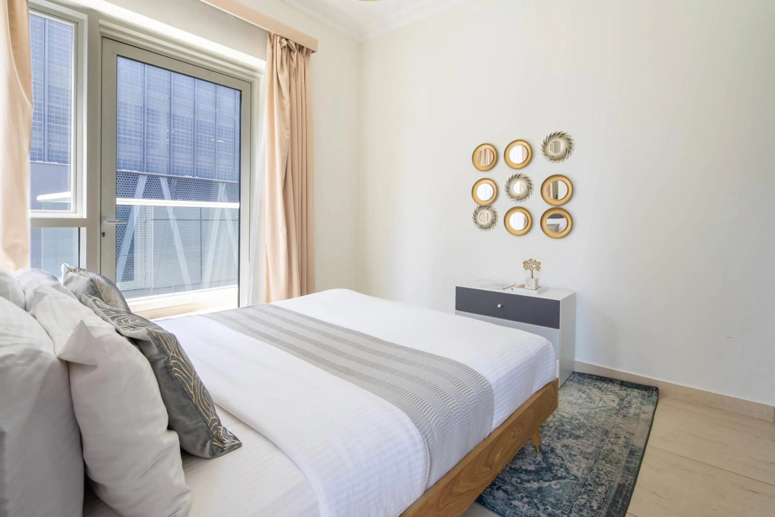 Bed in Frank Porter - Mon Reve