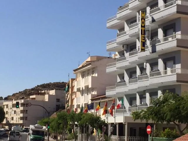 Area and facilities in Hotel Sacratif