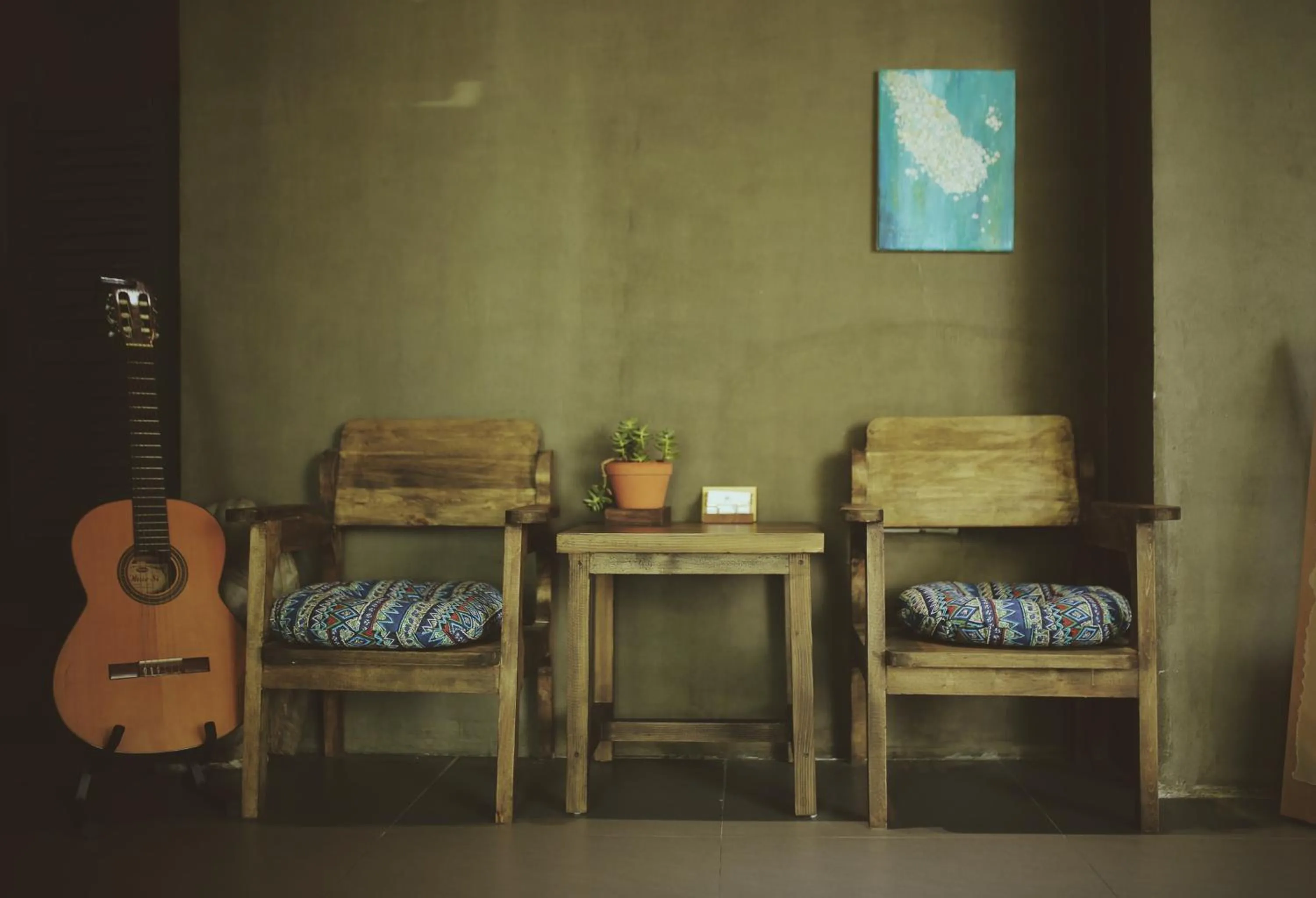 furniture in La Maison Des Délices