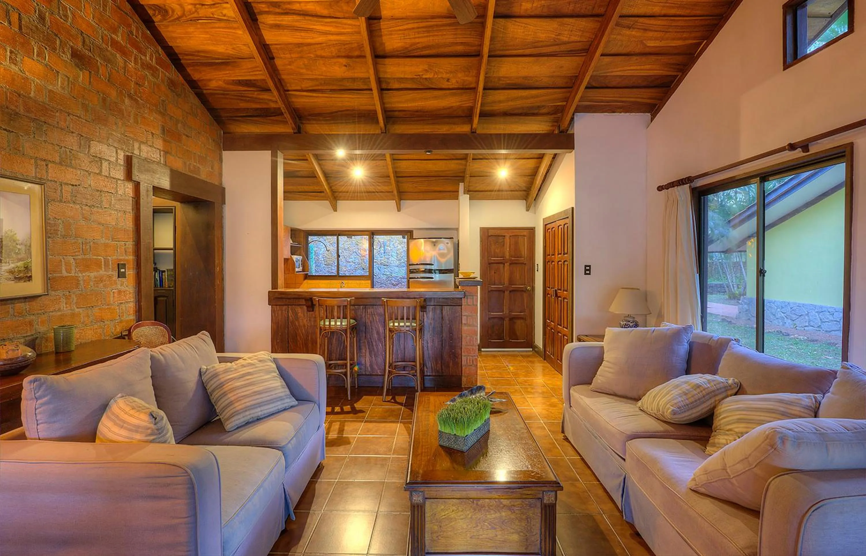 Suite in Hacienda La Pacífica Eco-Lodge