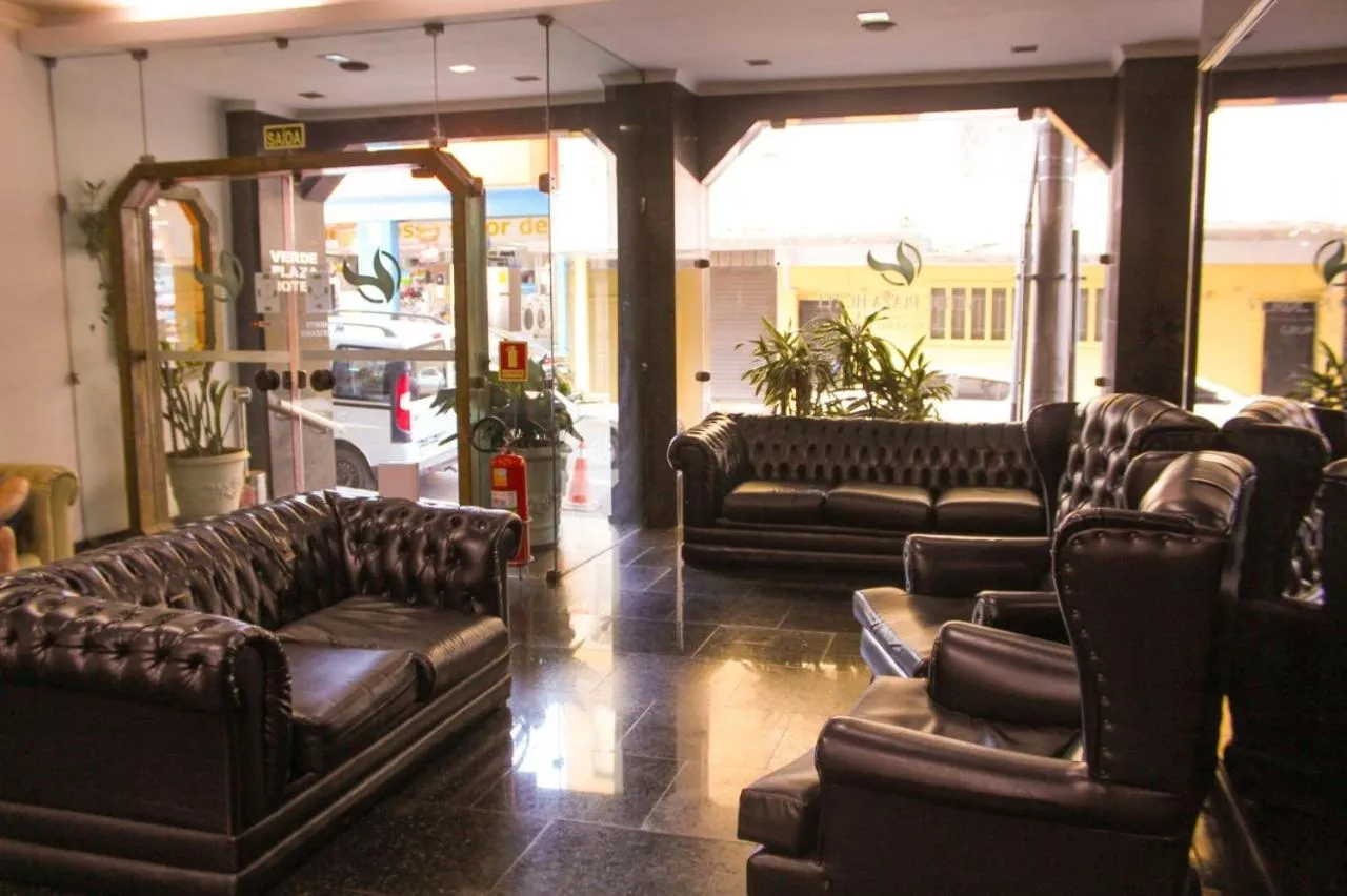 Hotel Verde Plaza