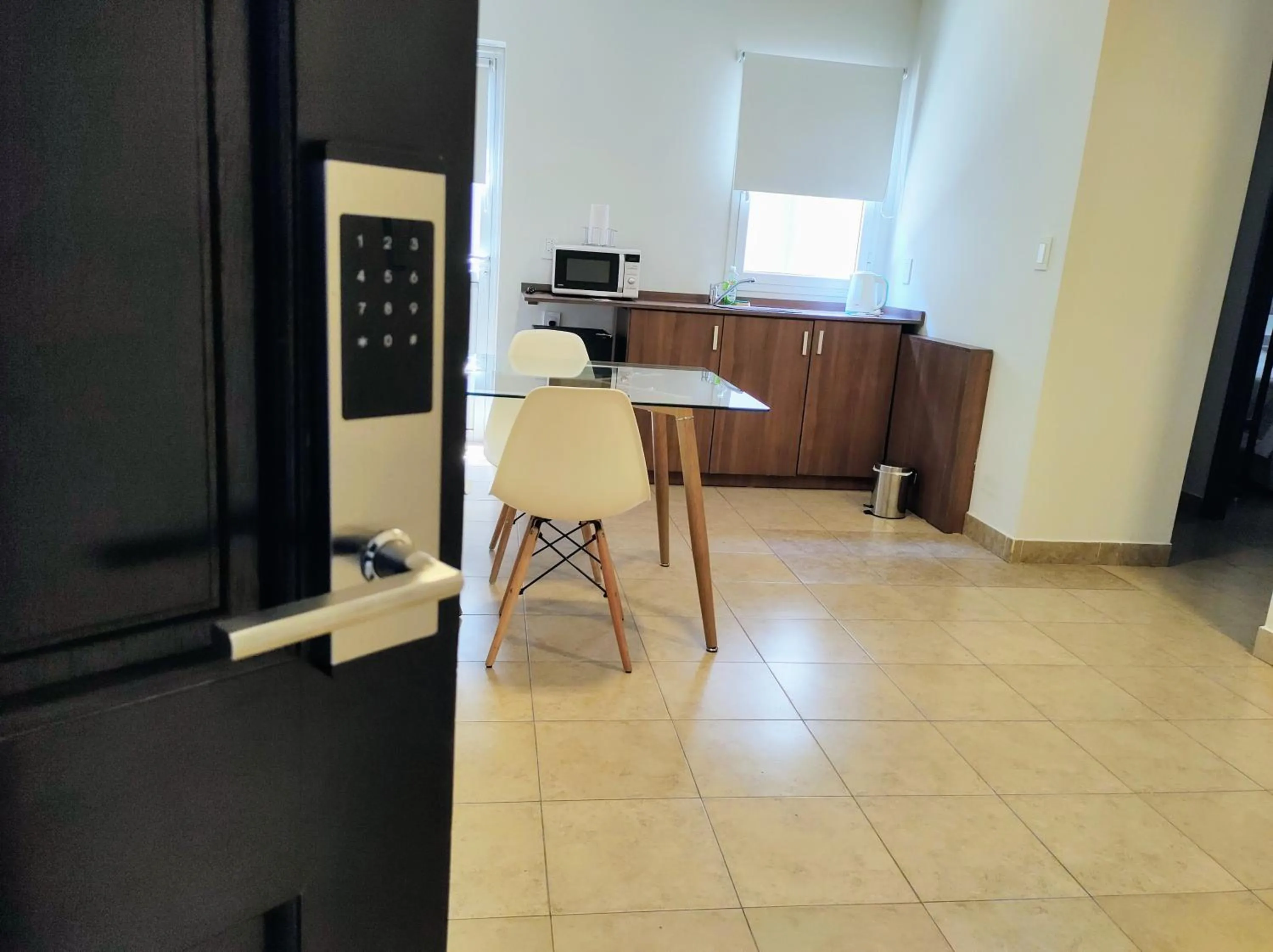 Coffee/tea facilities in Urquiza Suites Salta