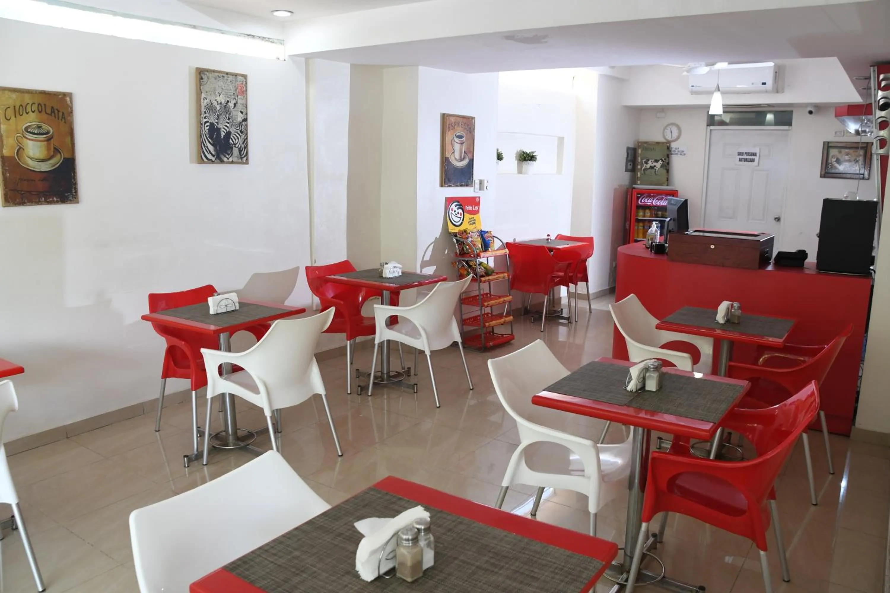 Restaurant/places to eat in Hostal San Francisco de Asis