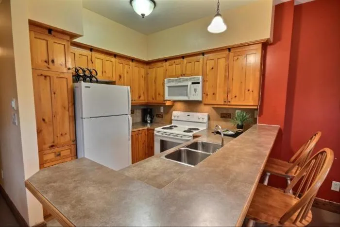 Les Falaises by Rendez-Vous Mont-Tremblant