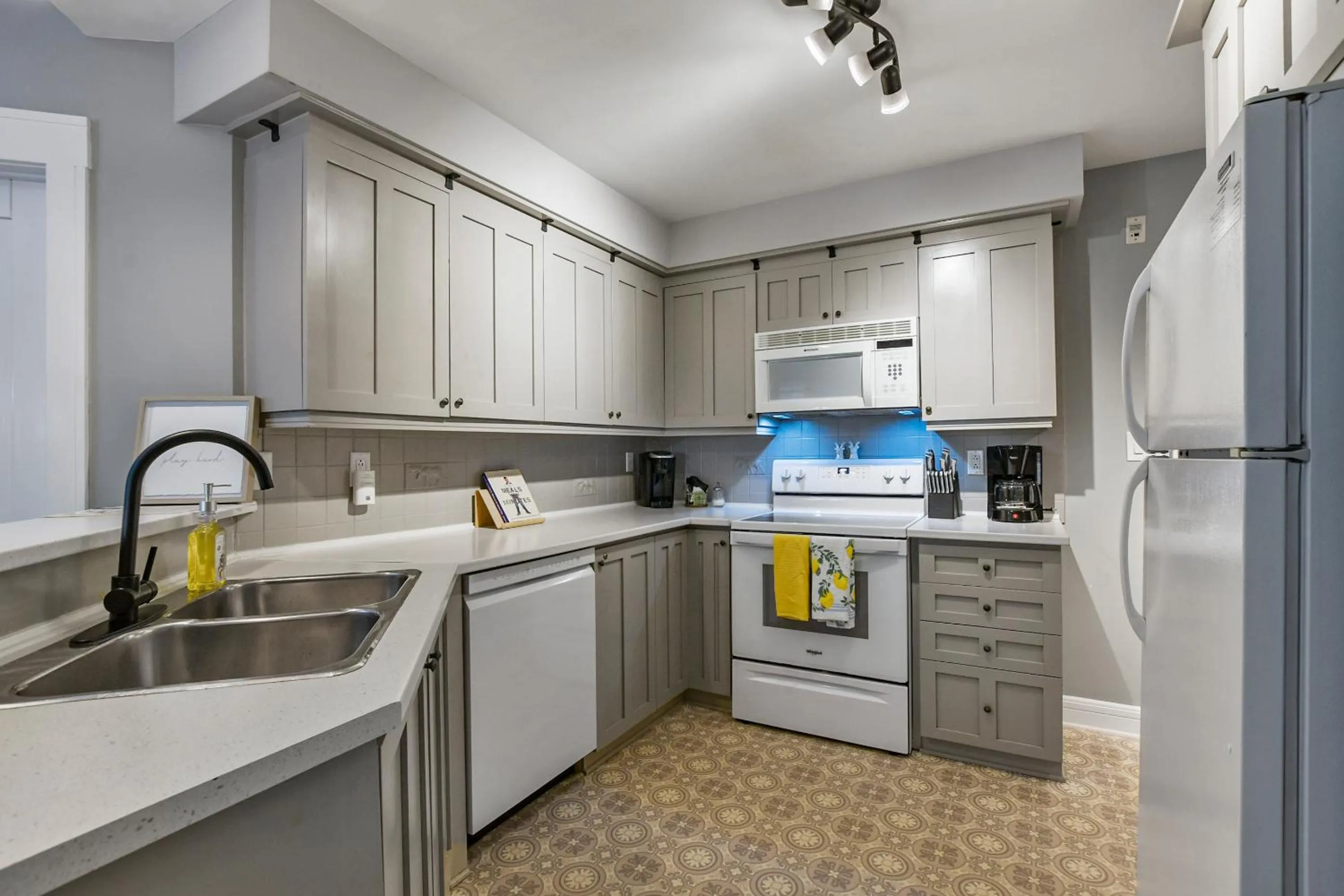 Les Falaises by Rendez-Vous Mont-Tremblant