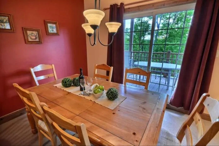 Les Falaises by Rendez-Vous Mont-Tremblant