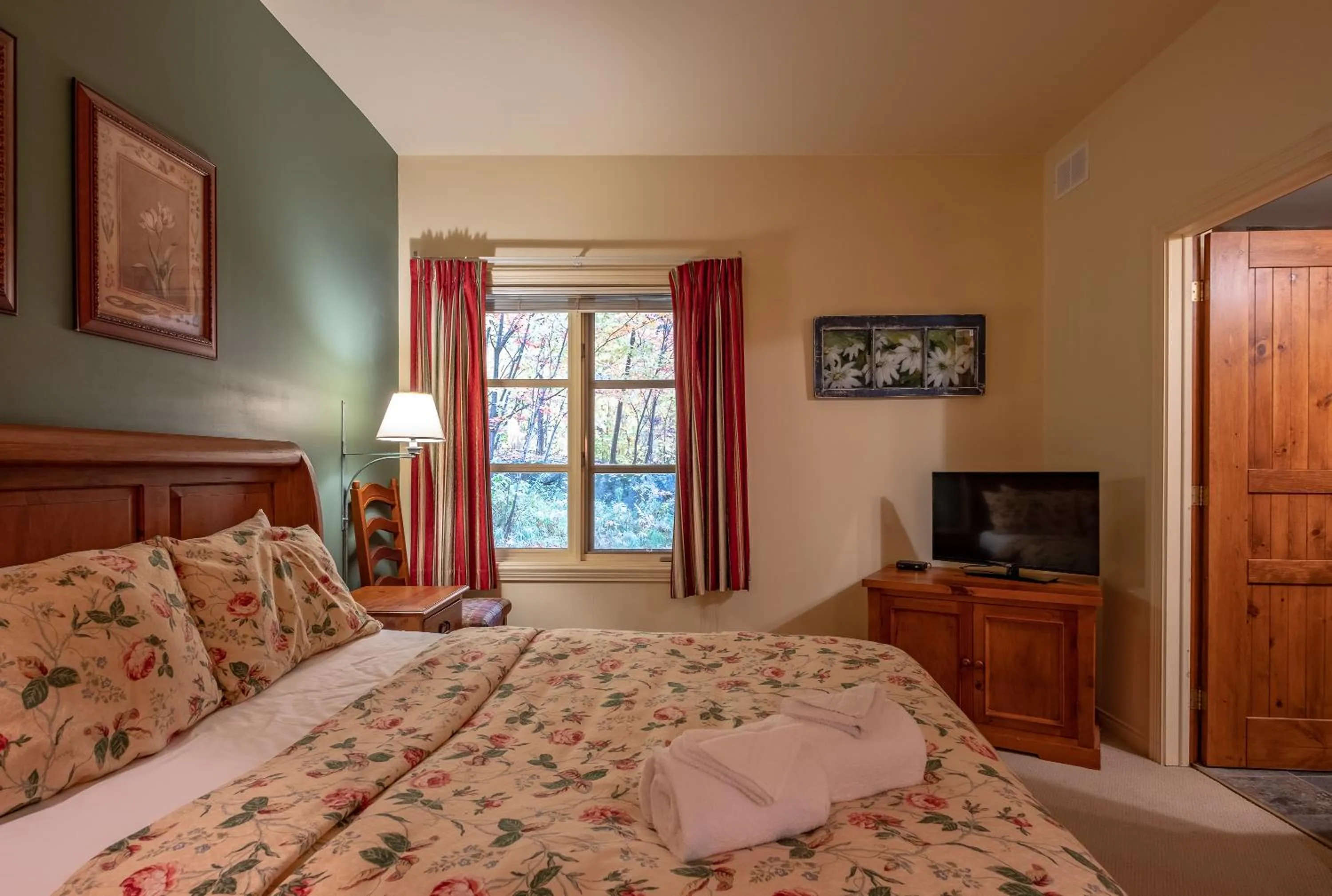 Bed in Le Plateau by Rendez-Vous Mont-Tremblant