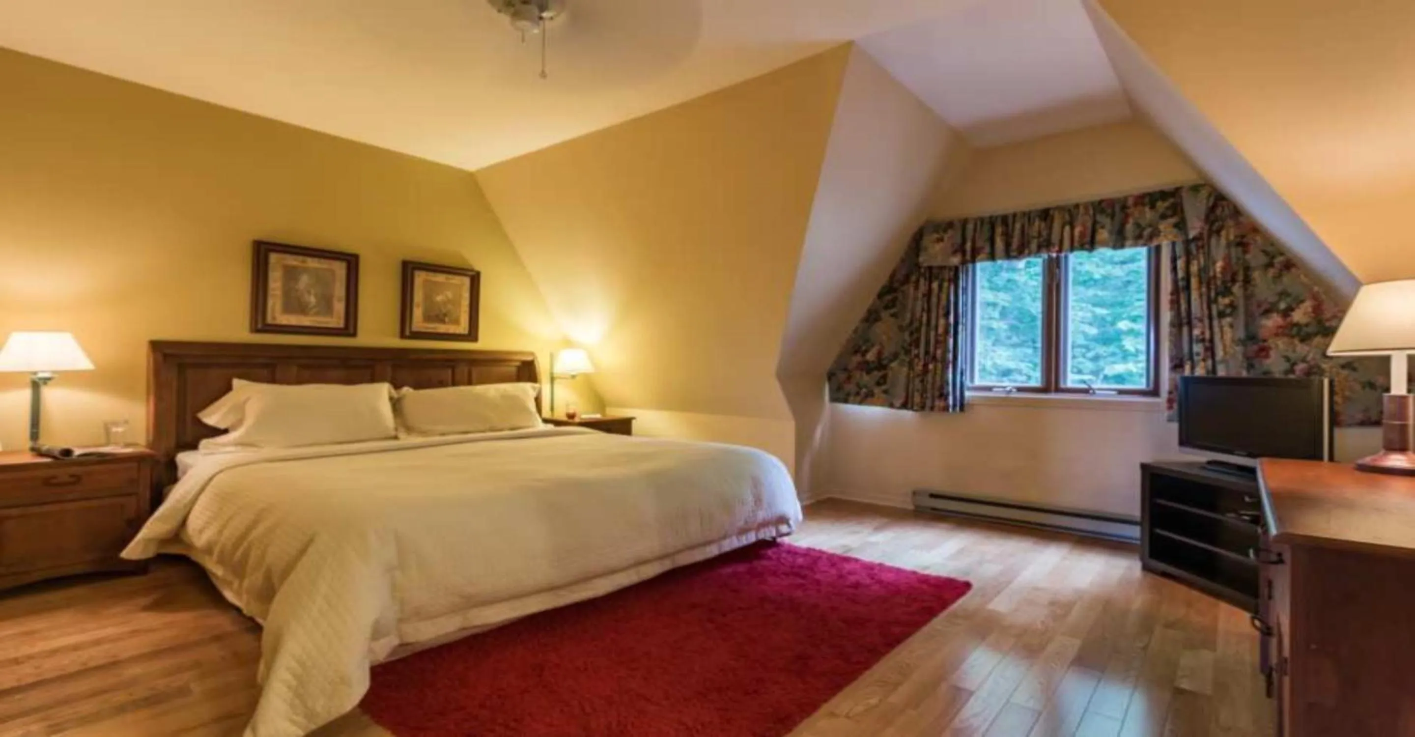 Bed in Le Plateau by Rendez-Vous Mont-Tremblant