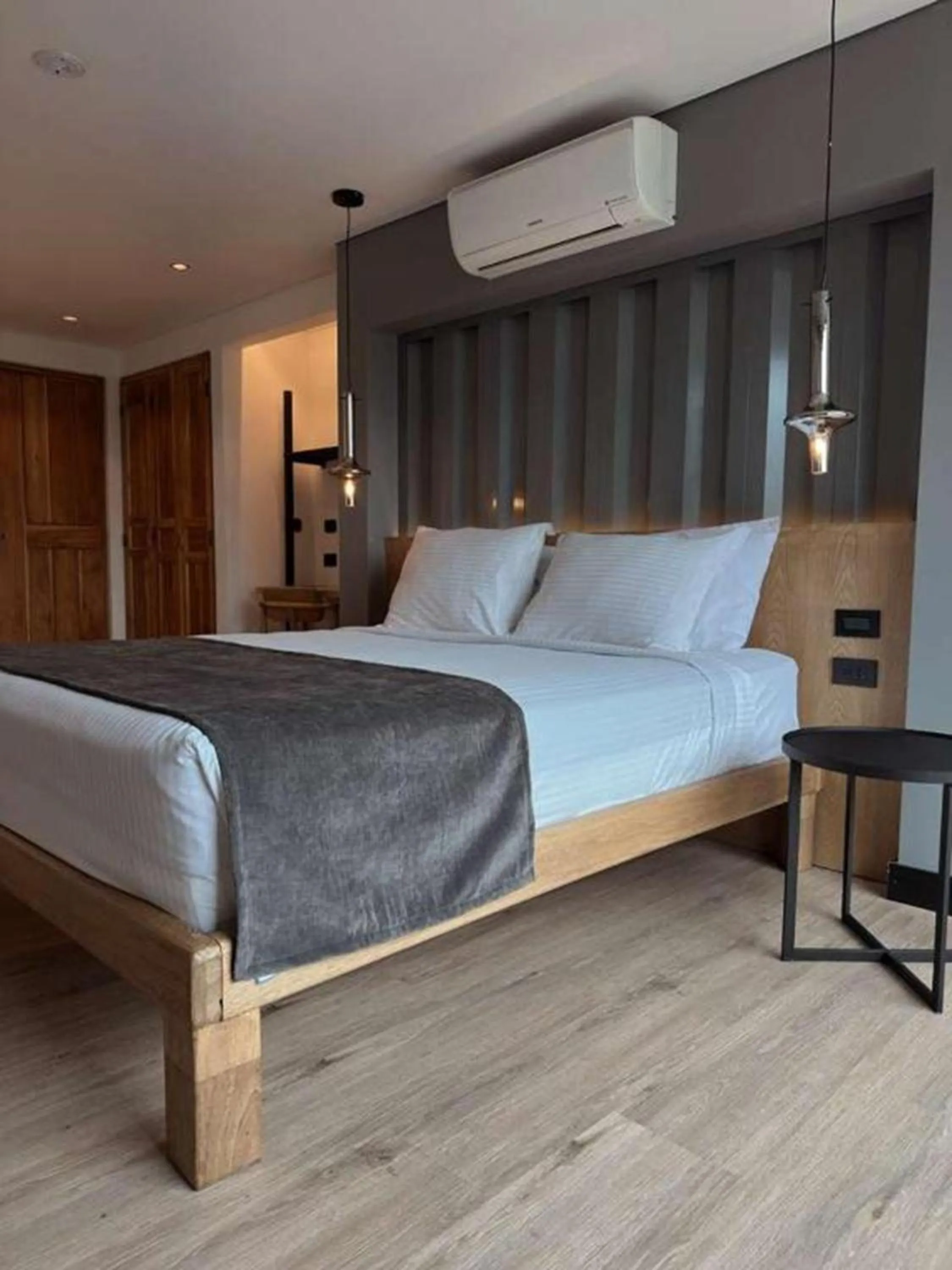 Bed in Hotel Casa Victoria