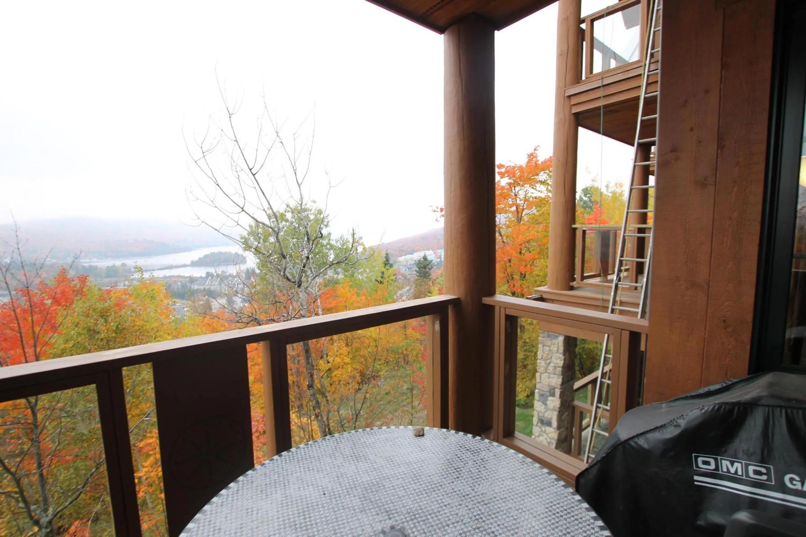 Balcony/Terrace in L'Équinoxe Rendez-Vous Mont-Tremblant